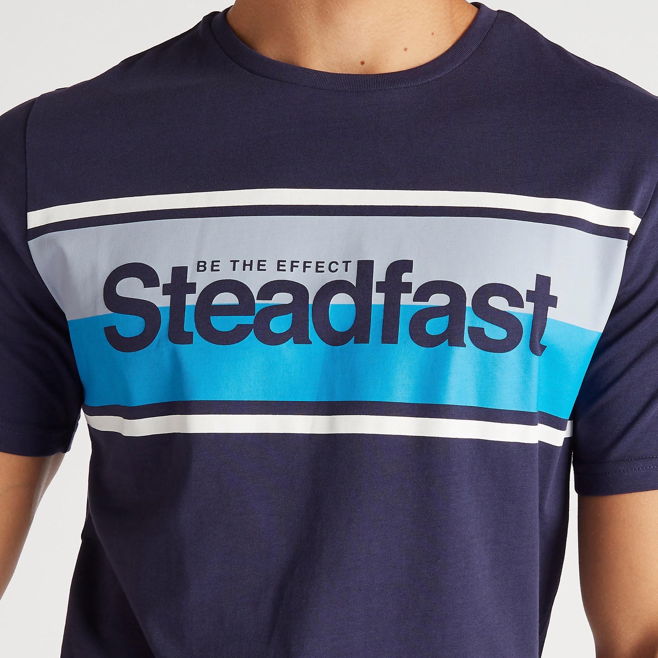 تيشيرت بقصة سليم وياقة ضيقة وأكمام قصيرة وطبعات-men-clothing-tshirtsandpolos-tshirts-image-3