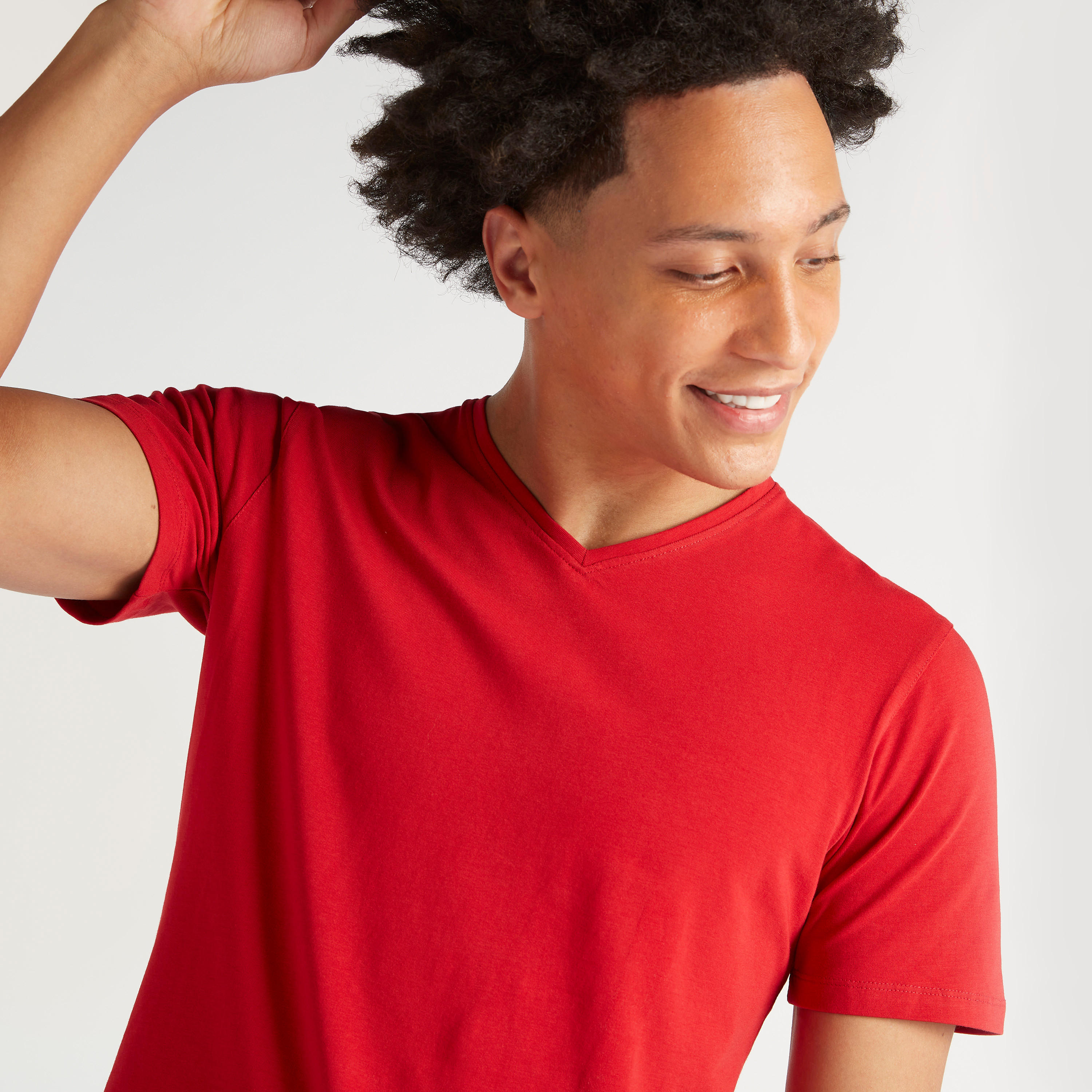 تيشيرت سادة بياقة V وأكمام قصيرة-men-clothing-tshirtsandpolos-tshirts-image-5