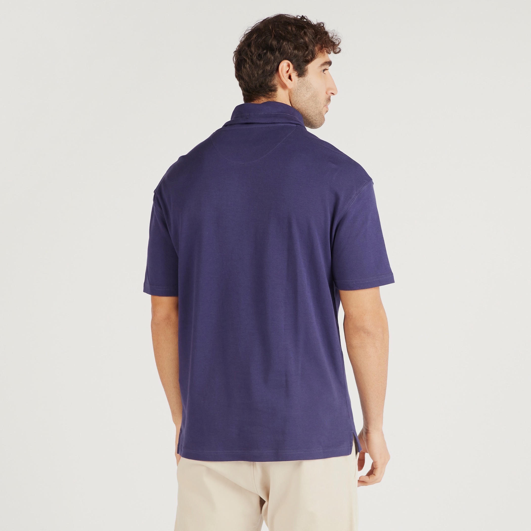 تيشيرت بياقة عالية وأكمام قصيرة وطبعات-men-clothing-tshirtsandpolos-tshirts-image-4