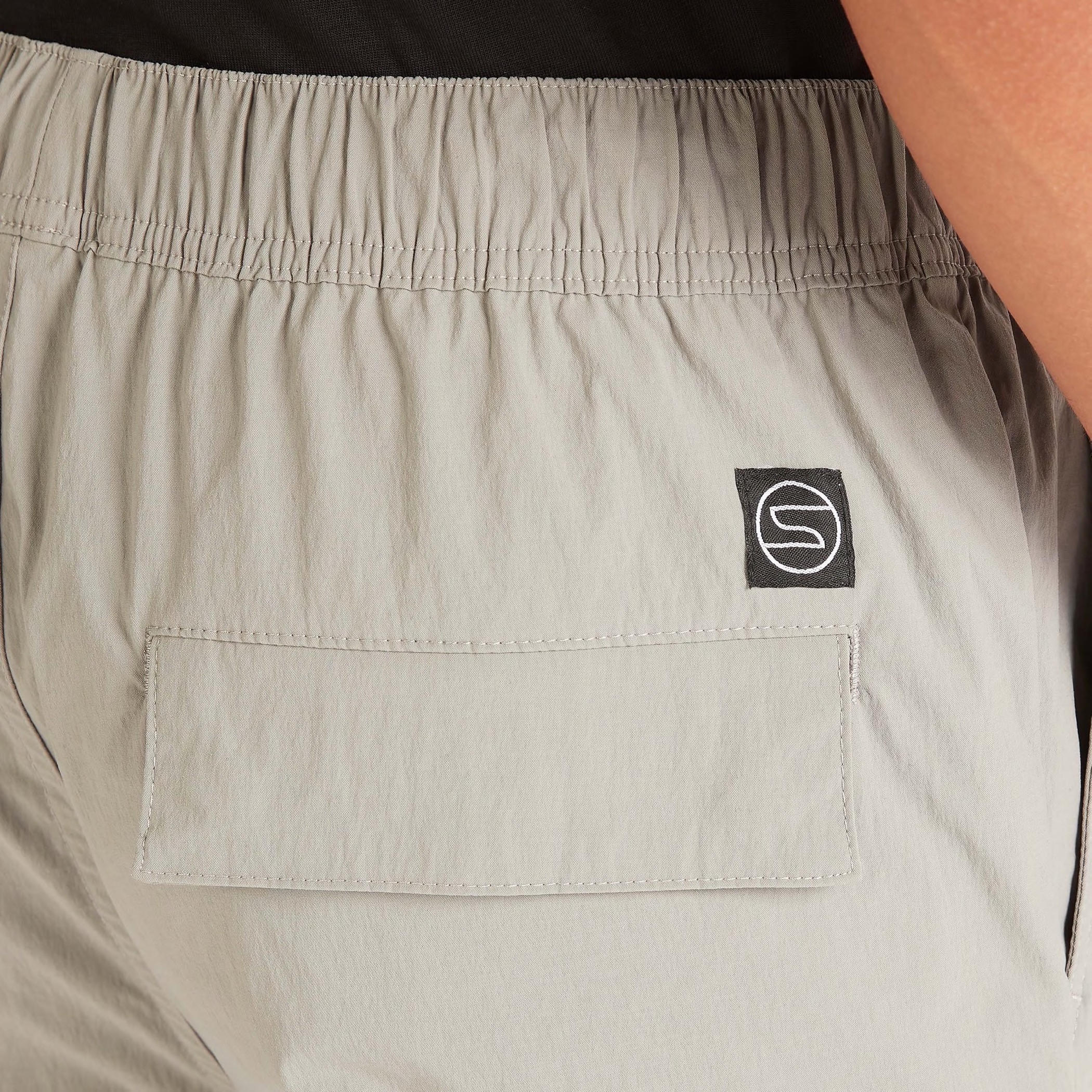 بنطلون رياضي سادة بخصر متوسط الارتفاع ورباط إغلاق وجيوب-men-clothing-bottoms-joggers-image-1