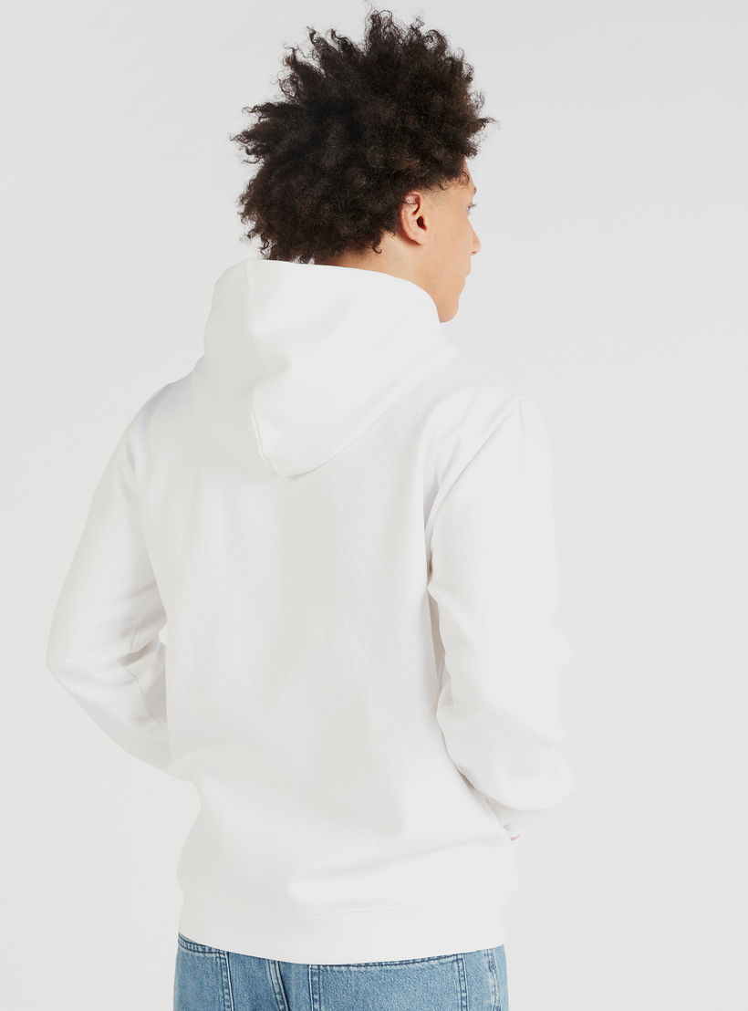 سويت شيرت بقبعة وأكمام طويلة وطبعات جرافيك-men-winterwear-hoodiesandsweatshirts-image-2