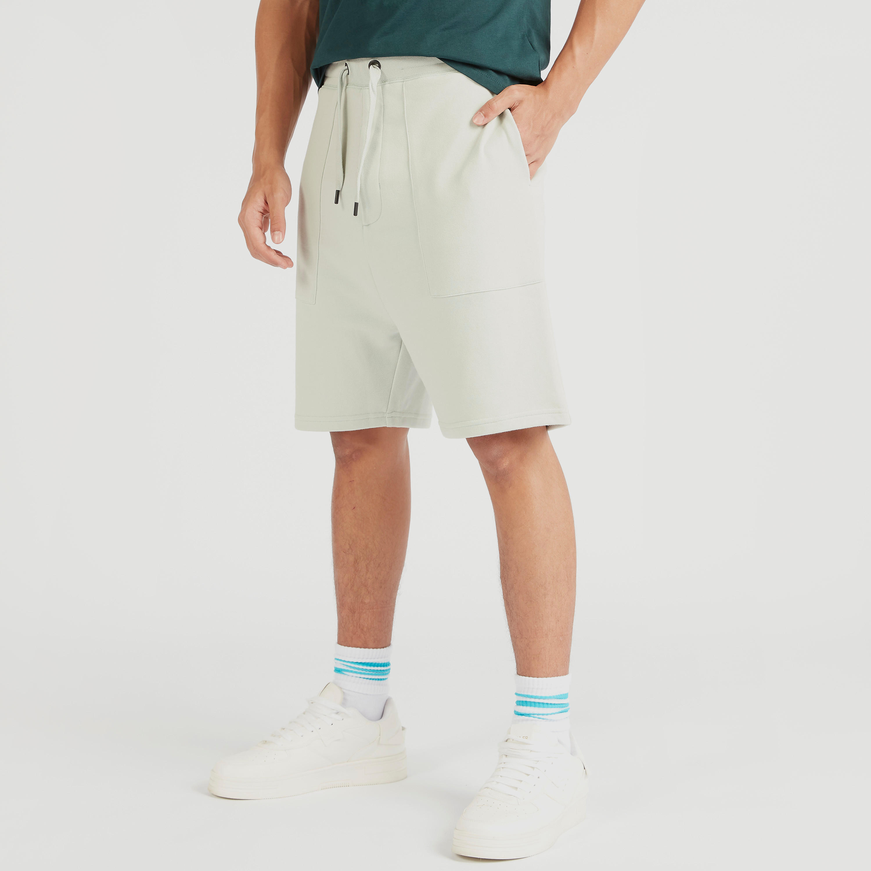شورت سادة برباط إغلاق وجيوب-men-clothing-bottoms-shorts-image-5