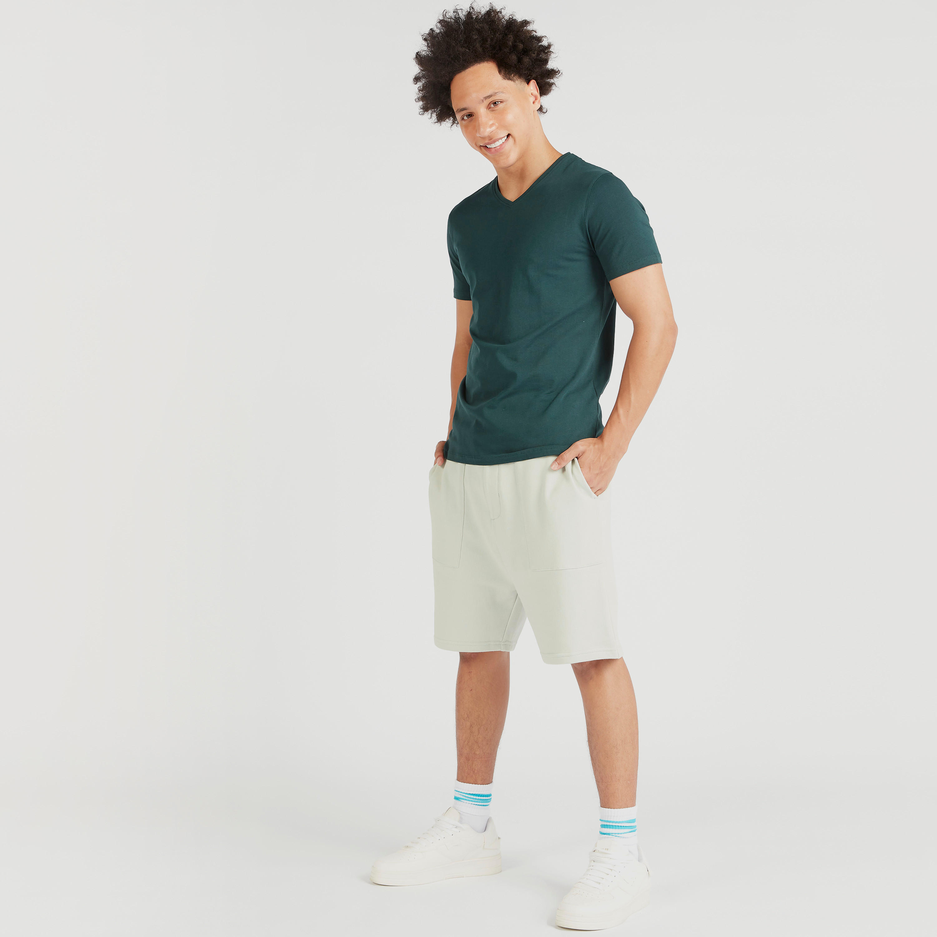 شورت سادة برباط إغلاق وجيوب-men-clothing-bottoms-shorts-image-4