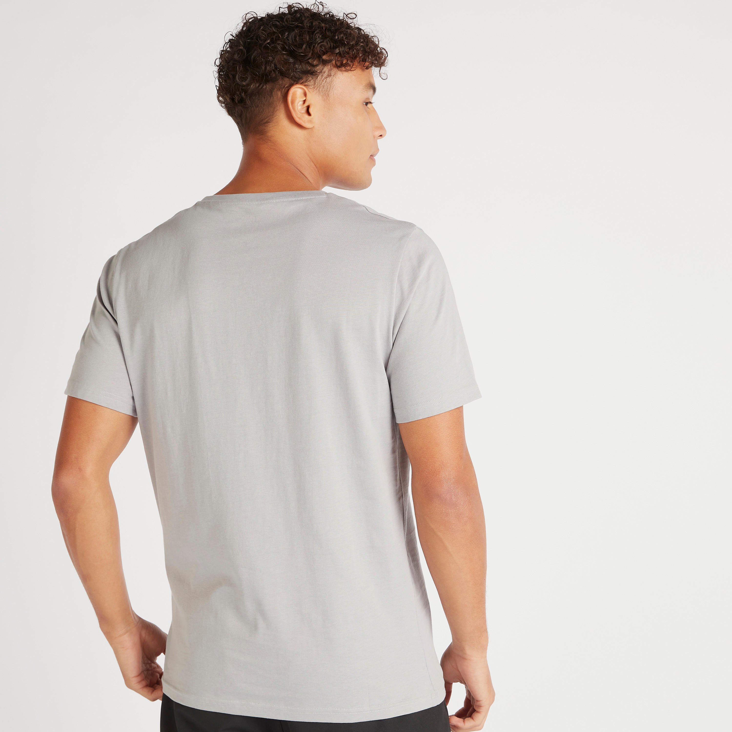 تيشيرت بياقة ضيّقة وأكمام قصيرة وطبعات-men-clothing-tshirtsandpolos-tshirts-image-4