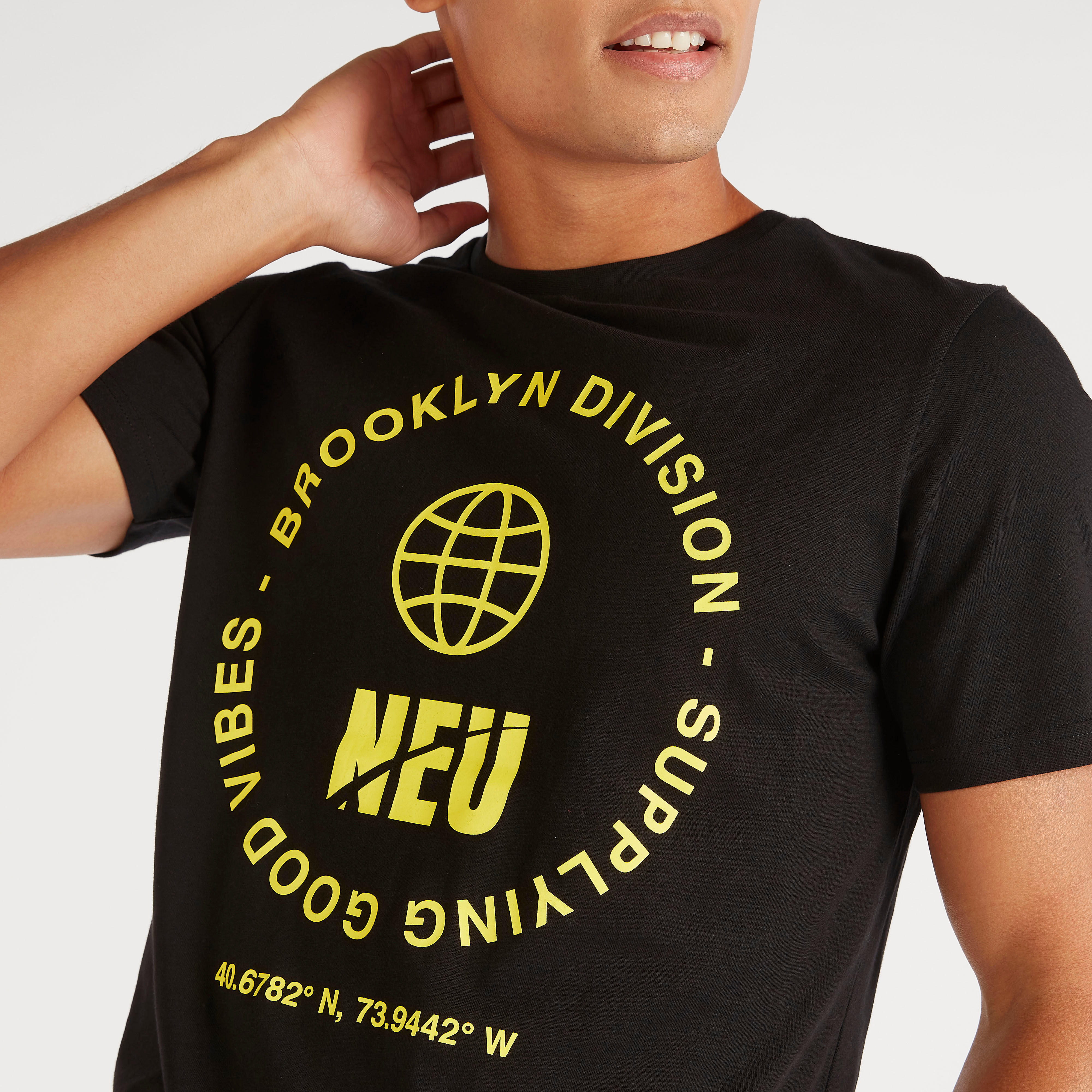 Printed Crew Neck T-shirt with Short Sleeves-men-clothing-tshirtsandpolos-tshirts-image-5