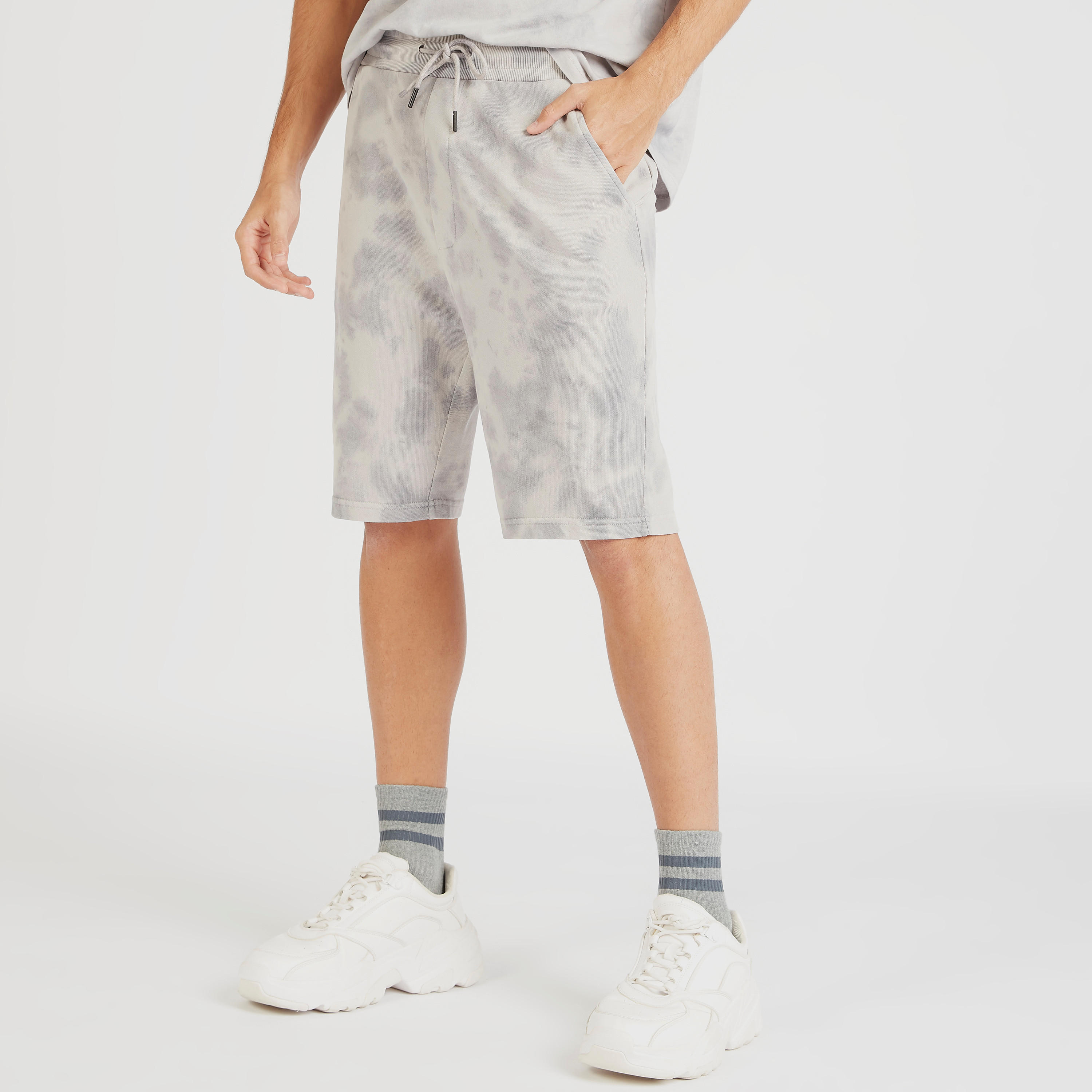Tie-Dye Print Shorts with Pockets and Drawstring Closure-men-clothing-bottoms-shorts-image-1