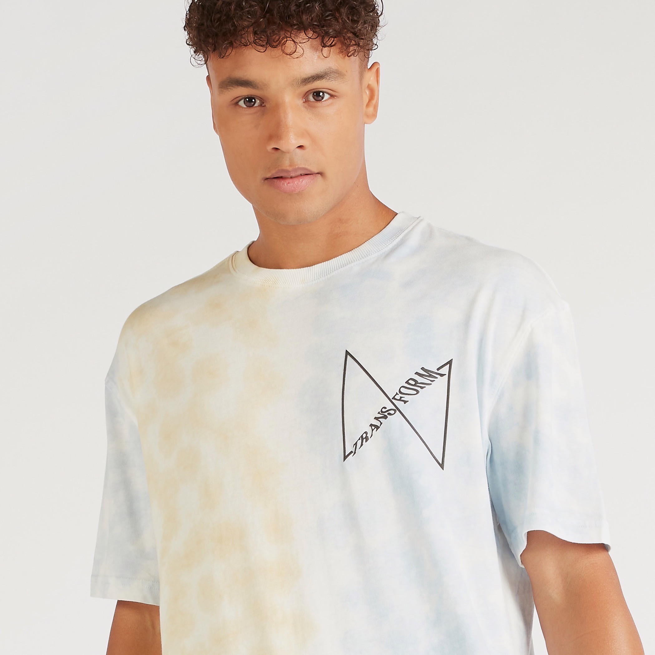 تيشيرت مصبوغ بياقة ضيّقة وأكمام قصيرة-men-clothing-tshirtsandpolos-tshirts-image-5