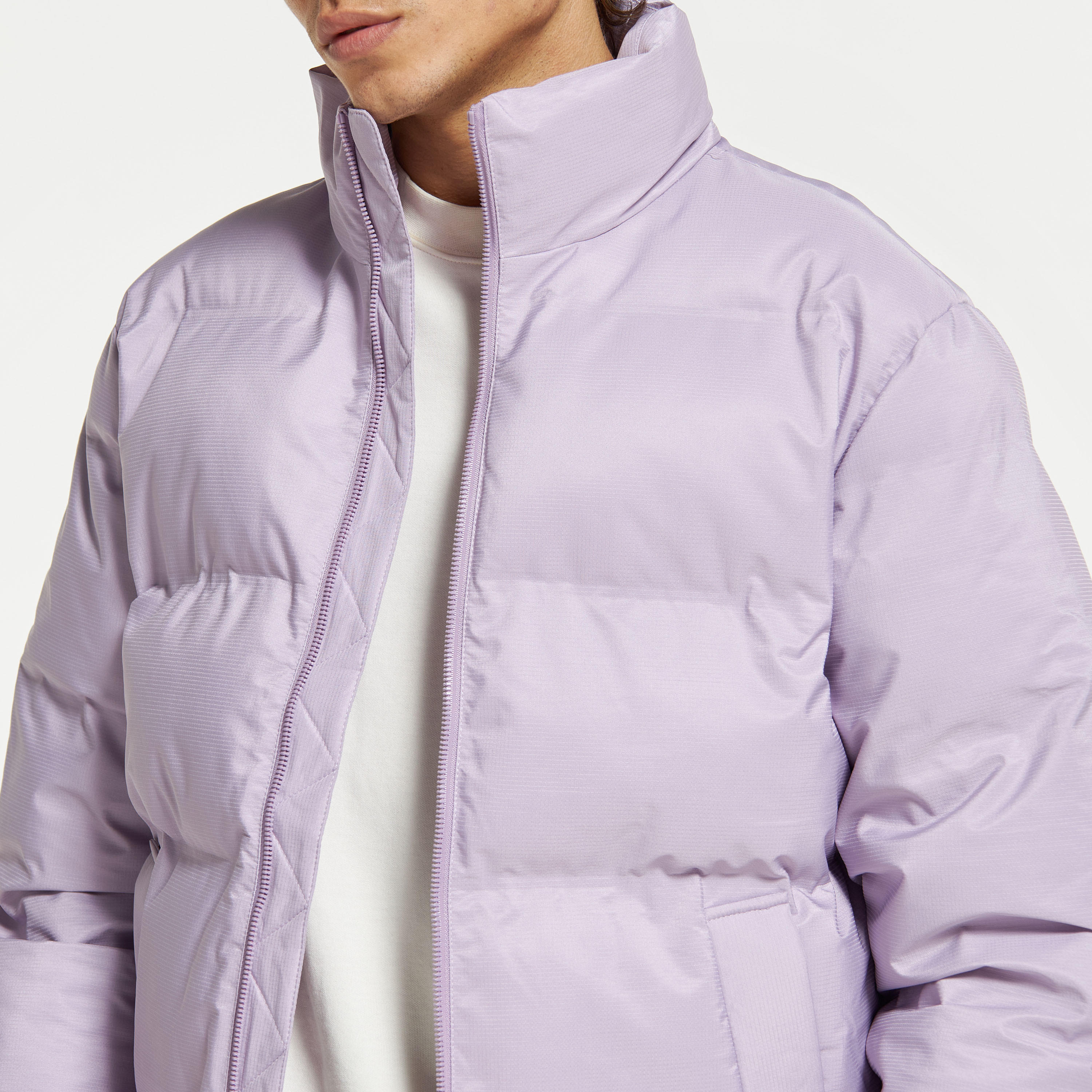 جاكيت منفوخ مبطن بأكمام طويلة وسحّاب-men-clothing-jacketsandblazers-jackets-image-1