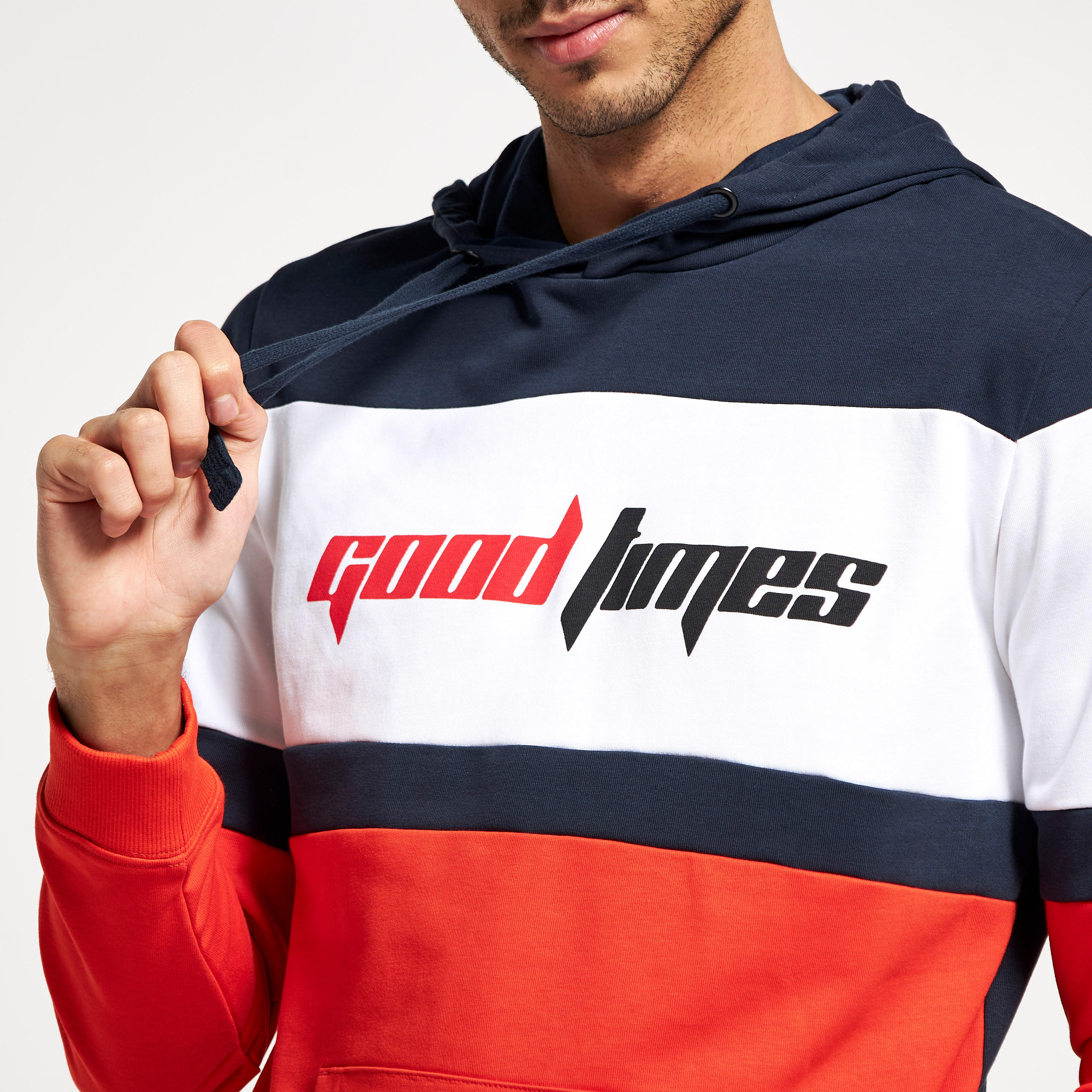هودي بأكمام طويلة وجيوب كنغر وطبعات-men-winterwear-hoodiesandsweatshirts-image-4