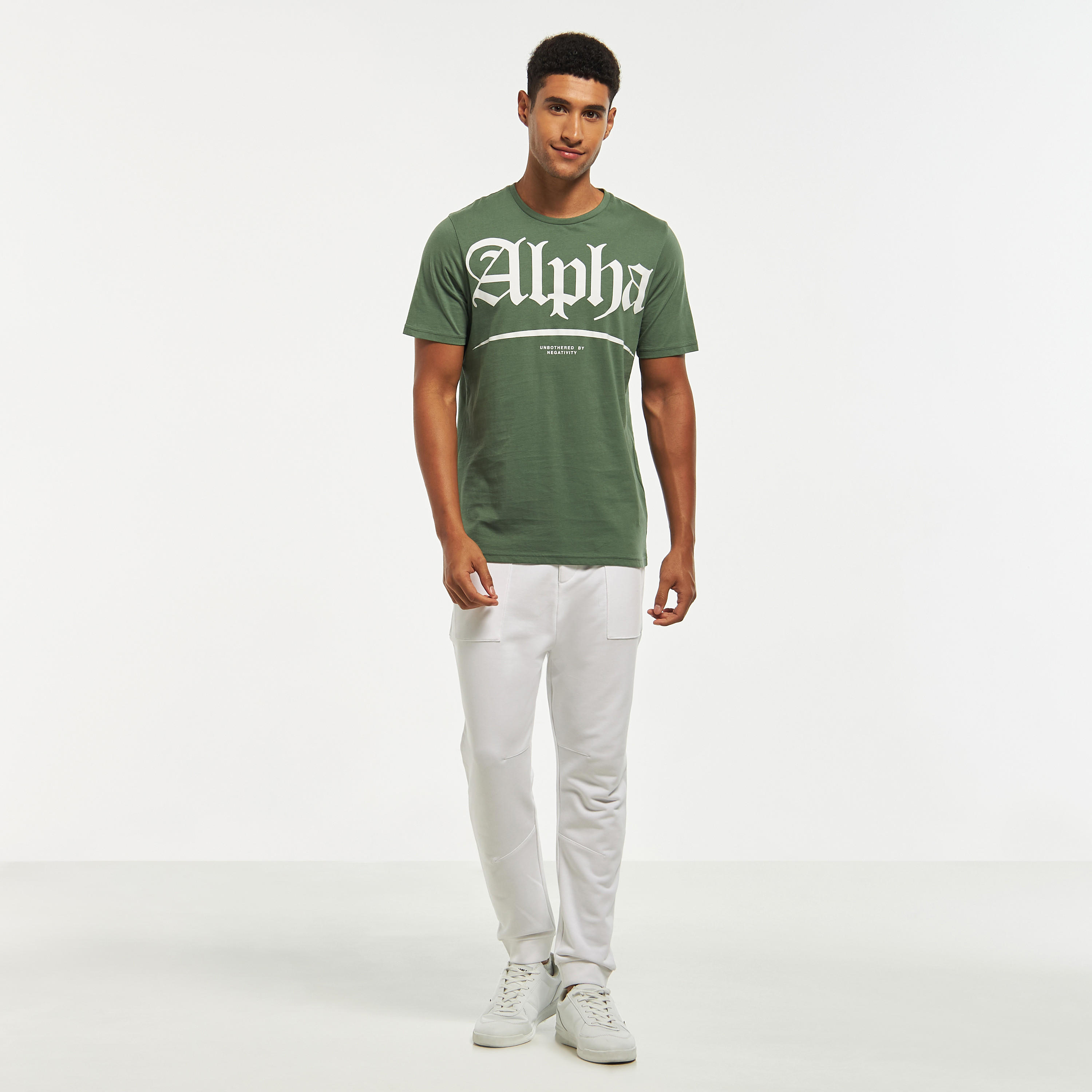 بنطلون رياضي سادة بخصر مطاطي وجيوب فضفاض-men-clothing-bottoms-joggers-image-6