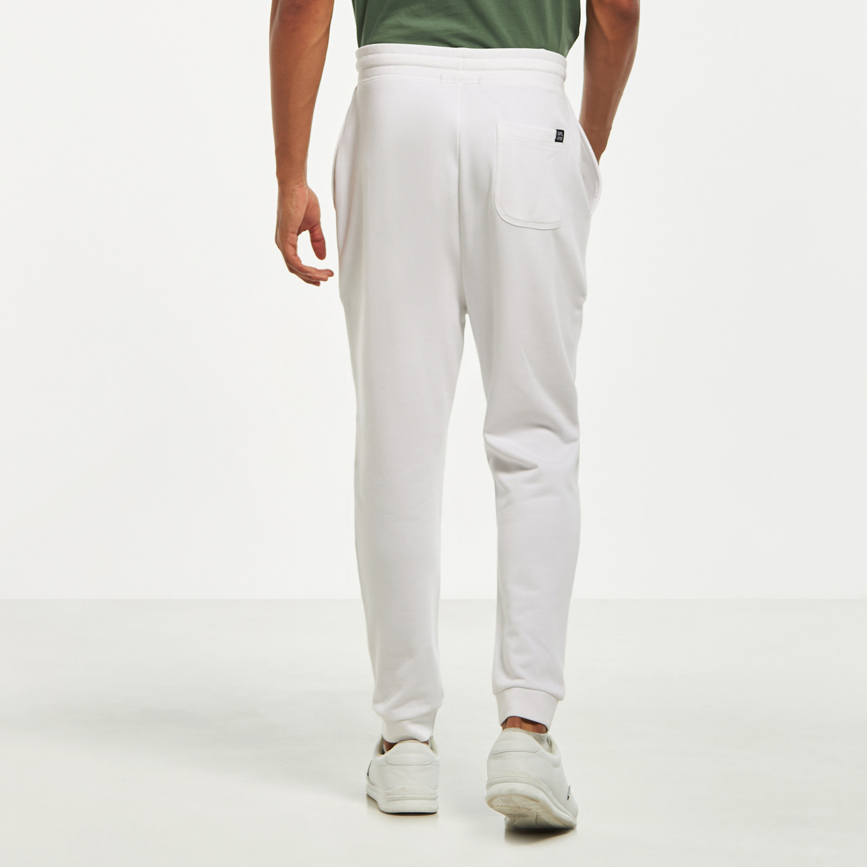 بنطلون رياضي سادة بخصر مطاطي وجيوب فضفاض-men-clothing-bottoms-joggers-image-7