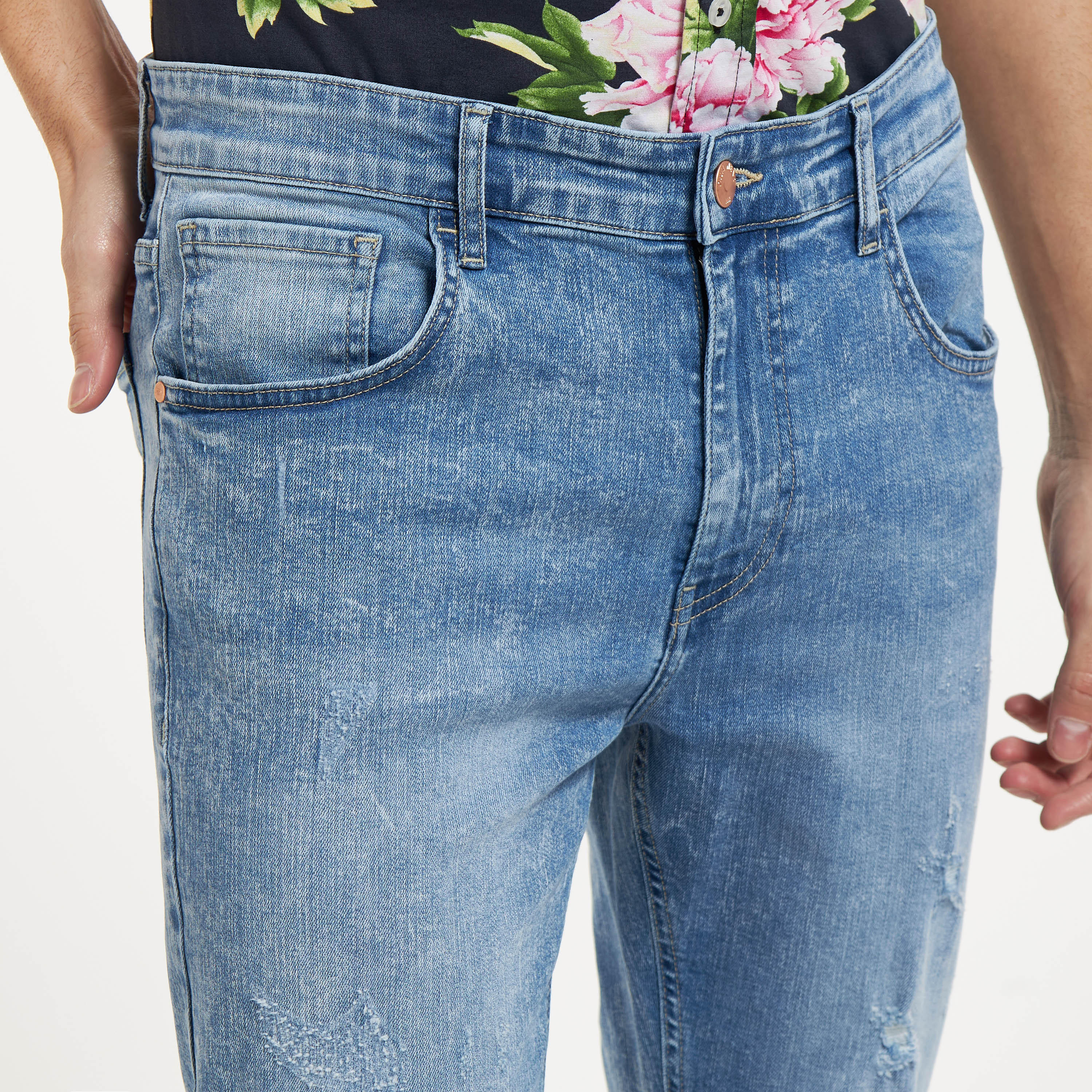 بنطلون جينز بقصة سكيني مضلع بزر إغلاق وجيوب-men-clothing-jeans-image-8