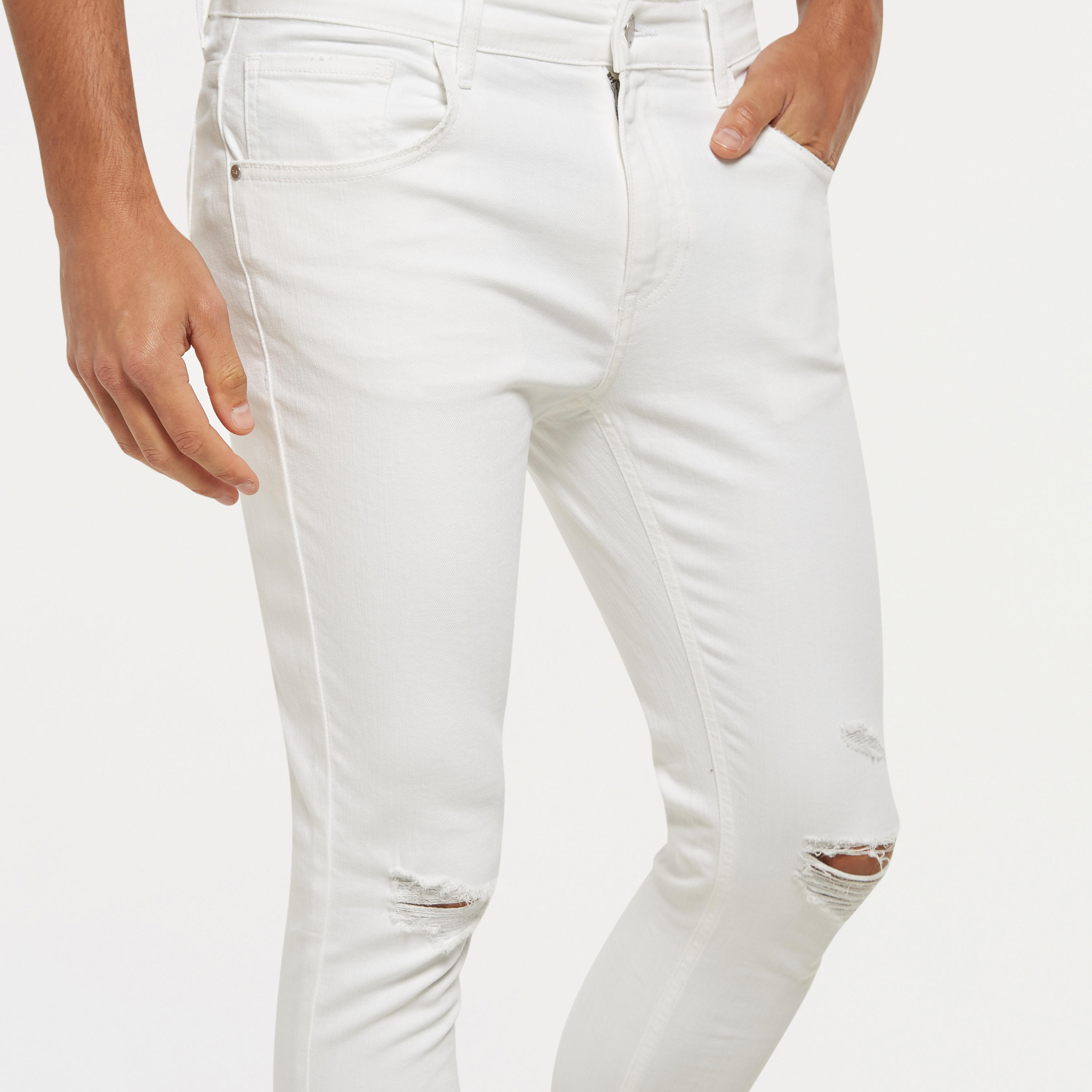 بنطلون جينز بقصة سكيني مضلع بزر إغلاق وجيوب-men-clothing-jeans-image-20