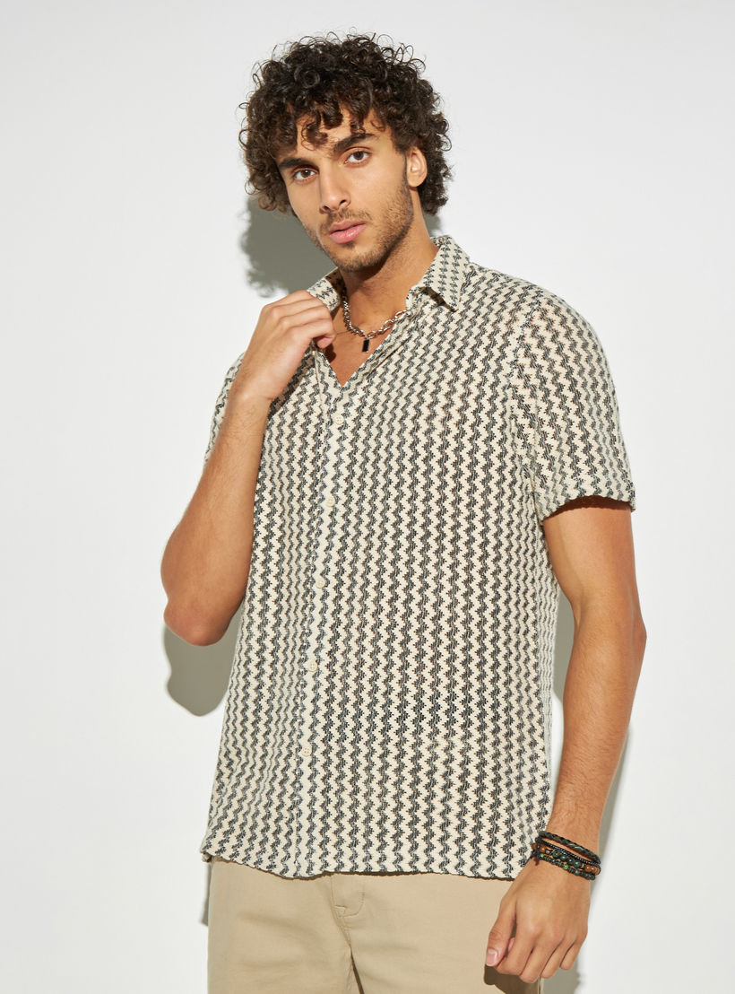 قميص بأكمام قصيرة بارز الملمس-men-clothing-shirts-image-4
