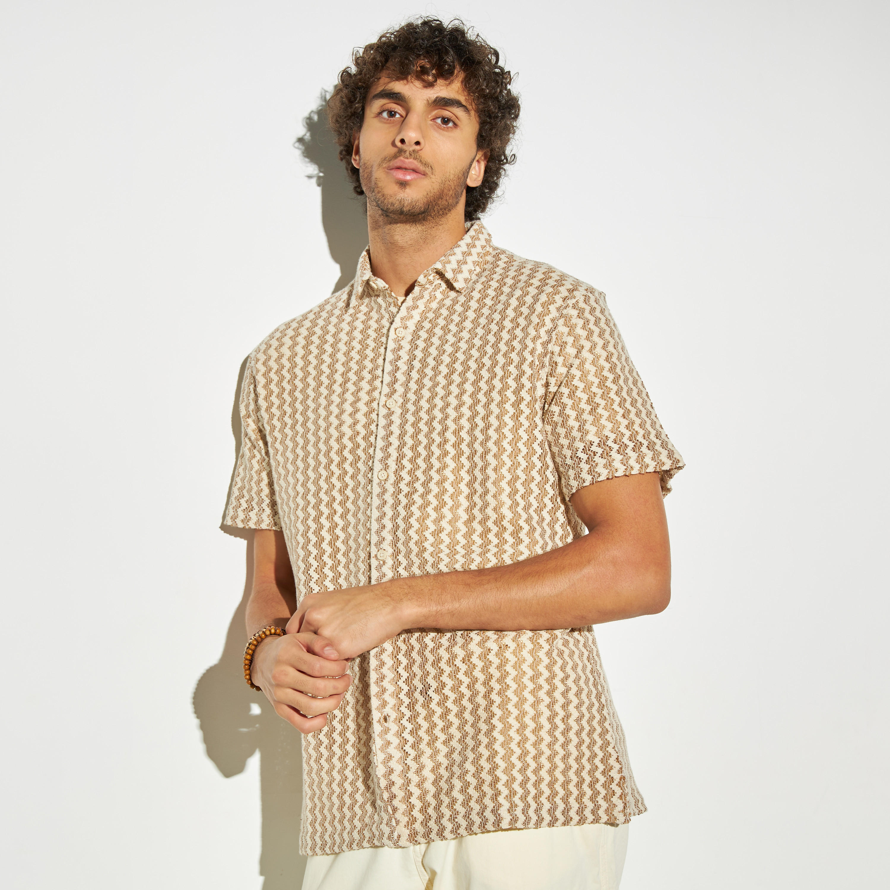 قميص بارز الملمس بأكمام قصيرة-men-clothing-shirts-image-4
