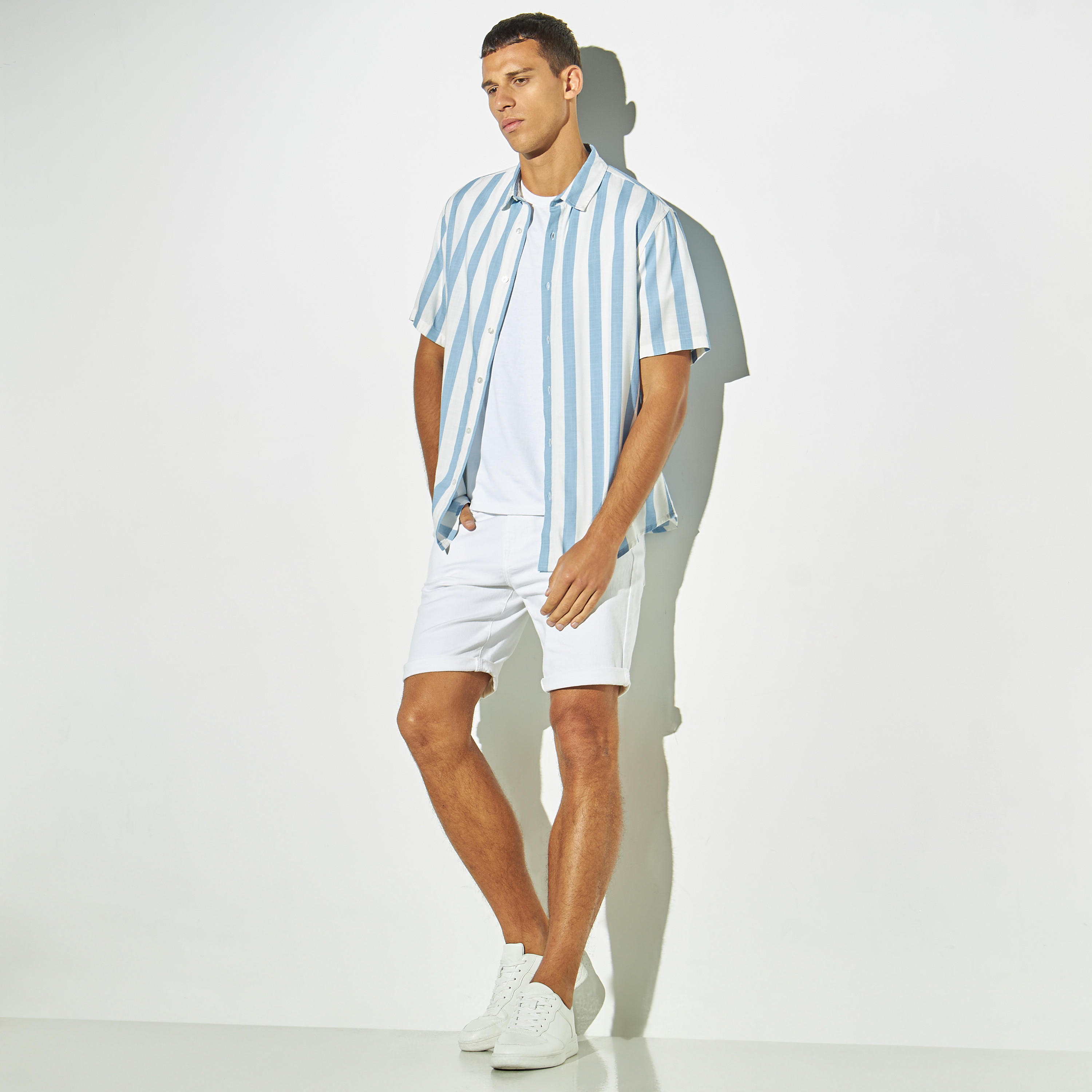 قميص قطن كتان مخطط بأكمام قصيرة-men-clothing-shirts-image-2