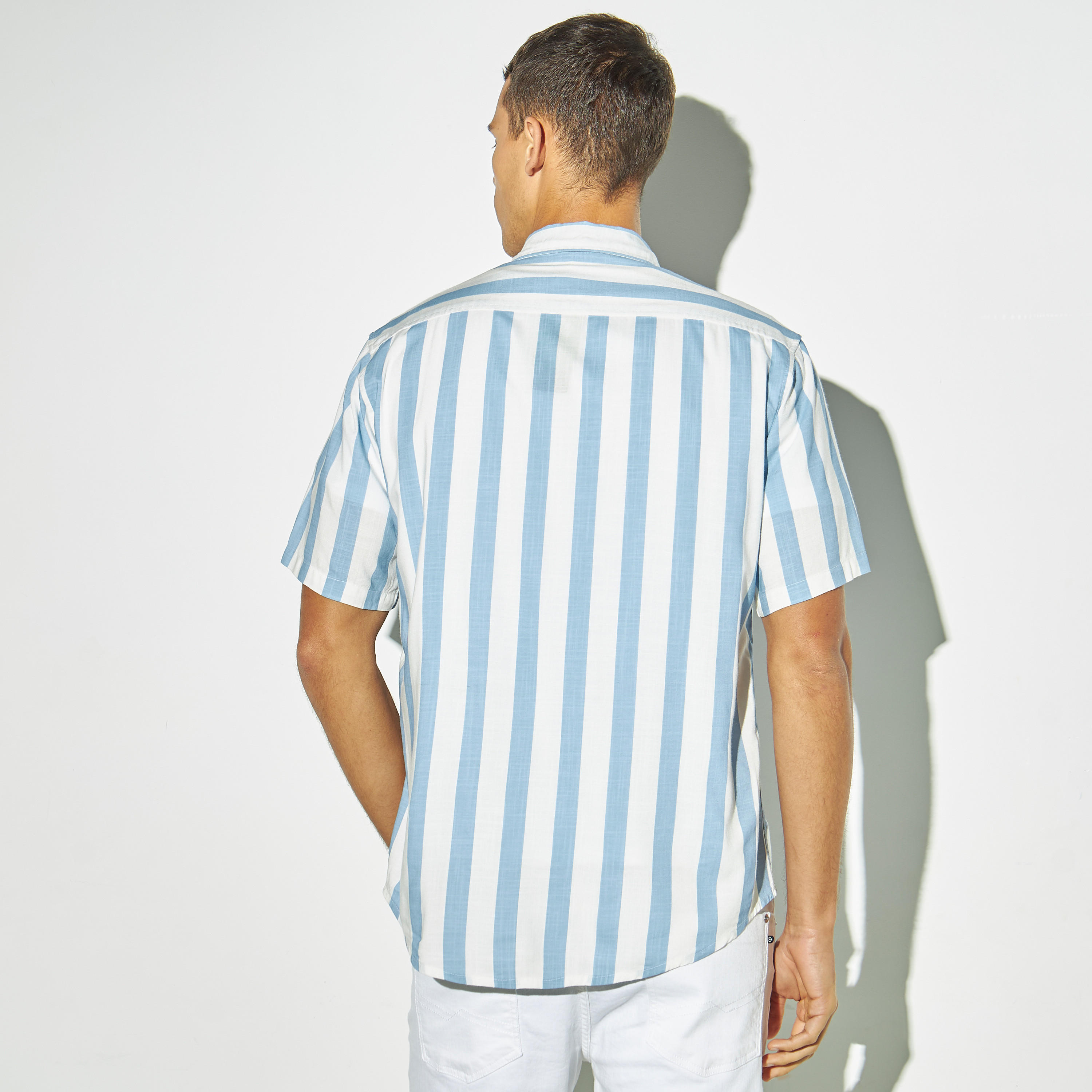 قميص قطن كتان مخطط بأكمام قصيرة-men-clothing-shirts-image-3