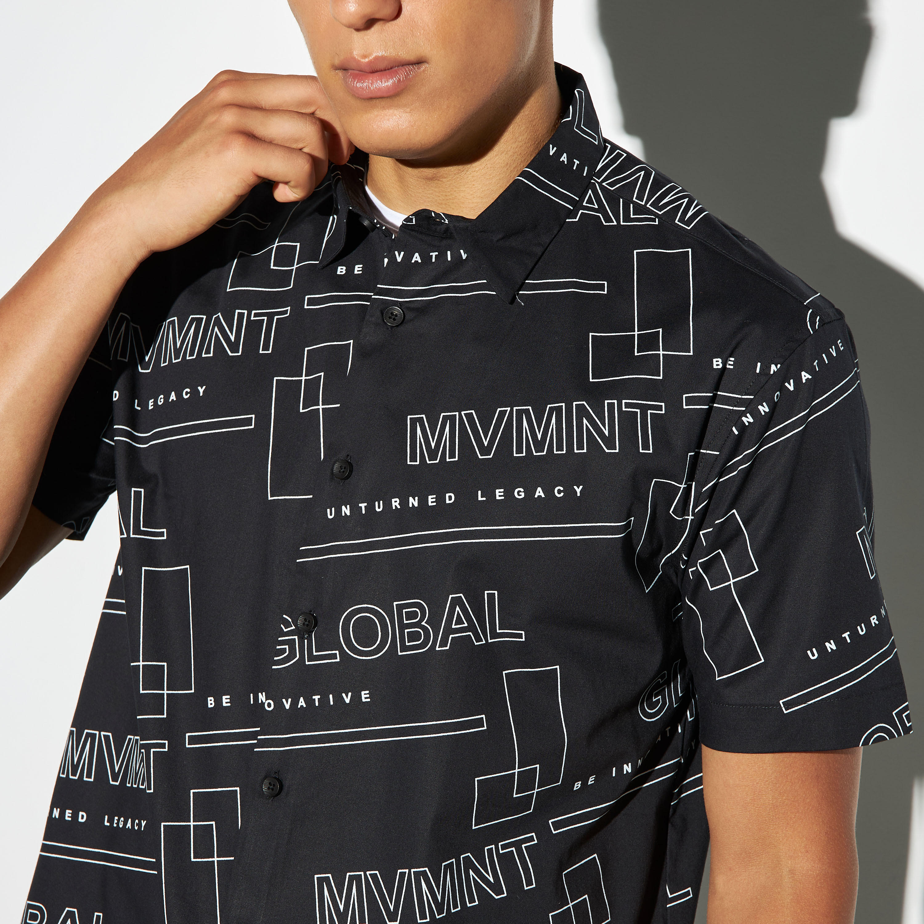 قميص بأكمام قصيرة وطبعات-men-clothing-shirts-image-4
