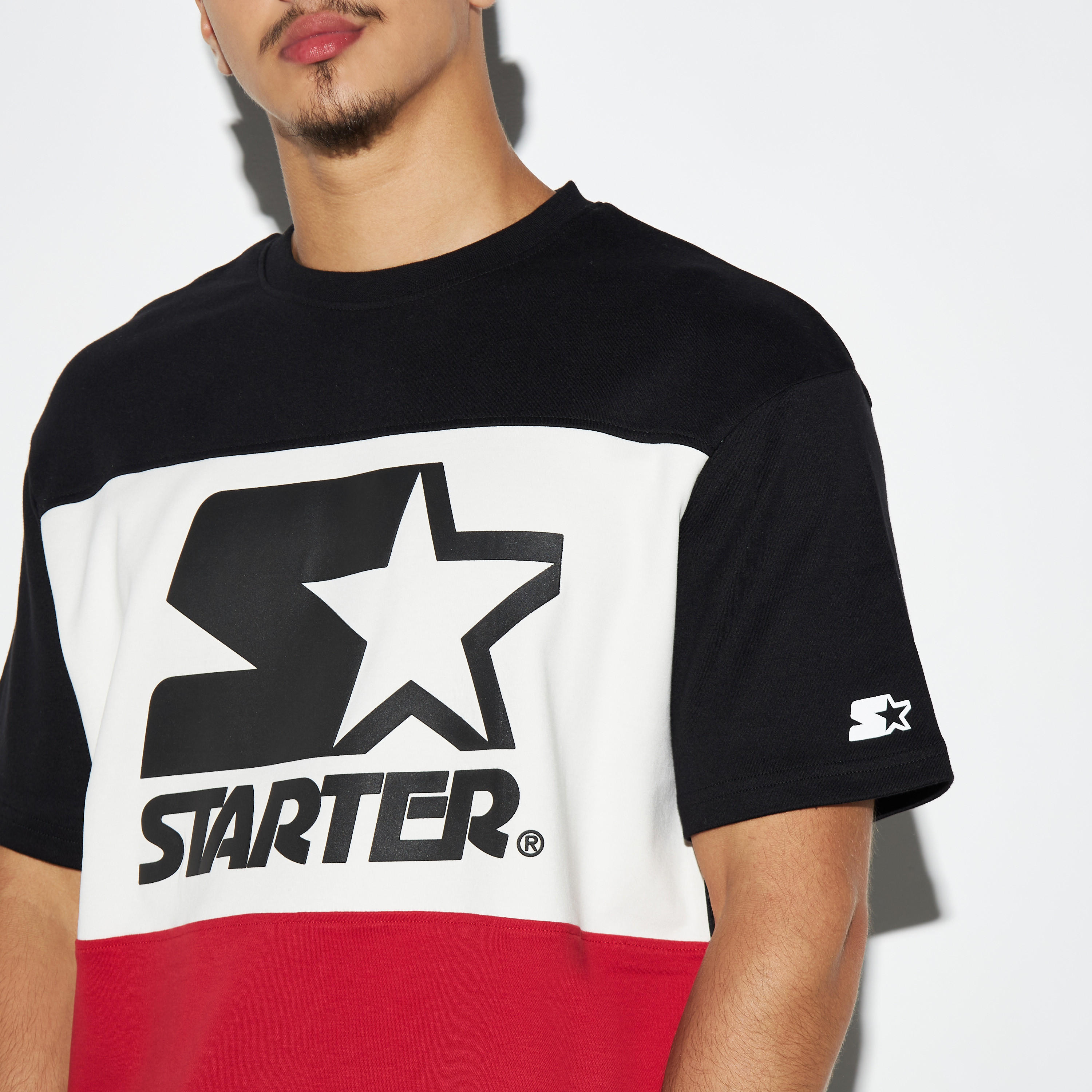 تيشيرت بقوالب ملونة وياقة ضيقة وأكمام قصيرة وطبعات-men-clothing-tshirtsandpolos-tshirts-image-4