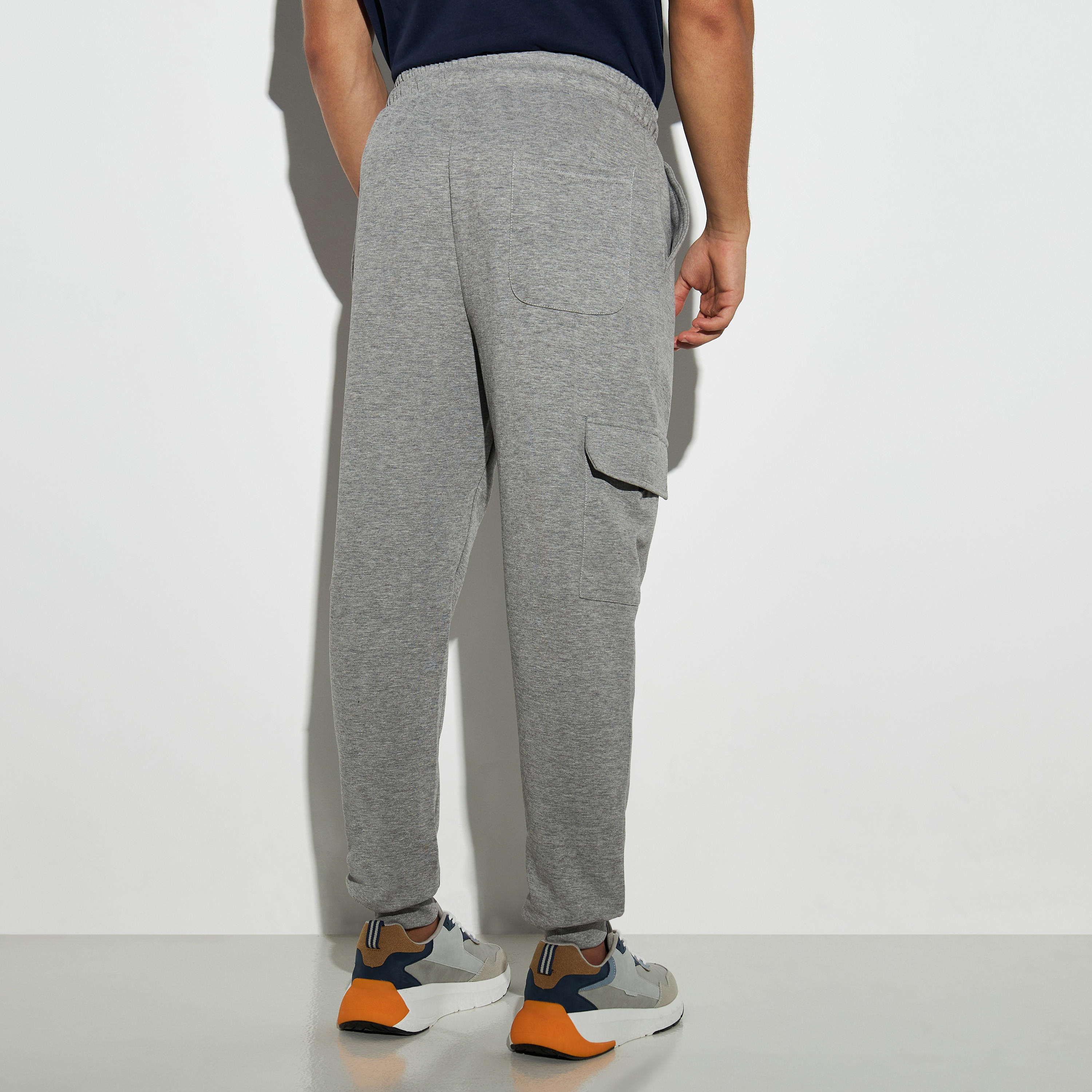بنطلون رياضي كارجو برباط إغلاق وشعار ستارتر-men-clothing-bottoms-joggers-image-2