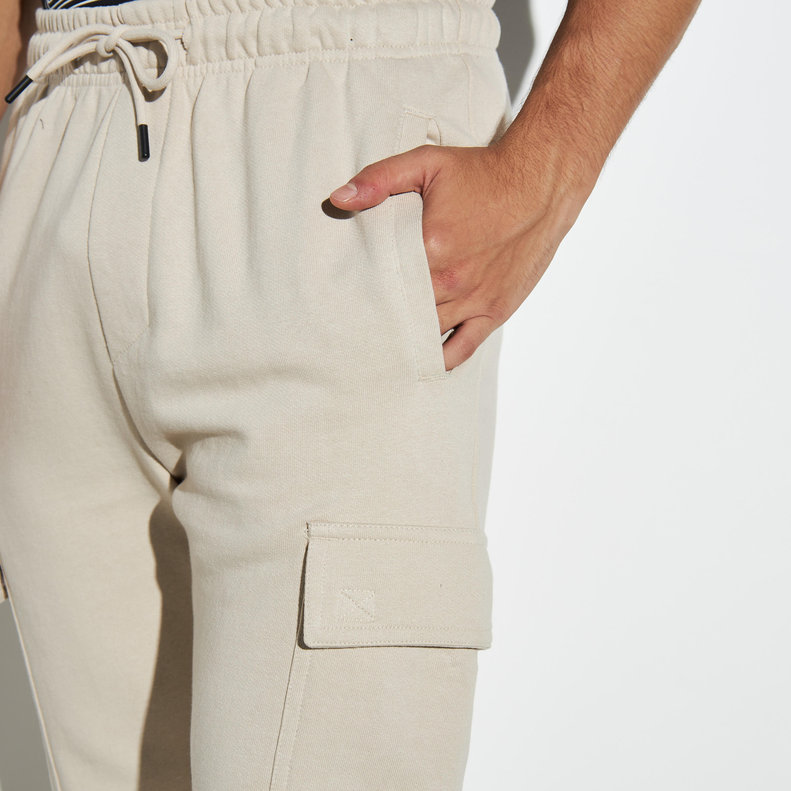 Solid Relaxed Fit Cargo Joggers with Drawstring Closure and Pockets-men-clothing-bottoms-joggers-image-4