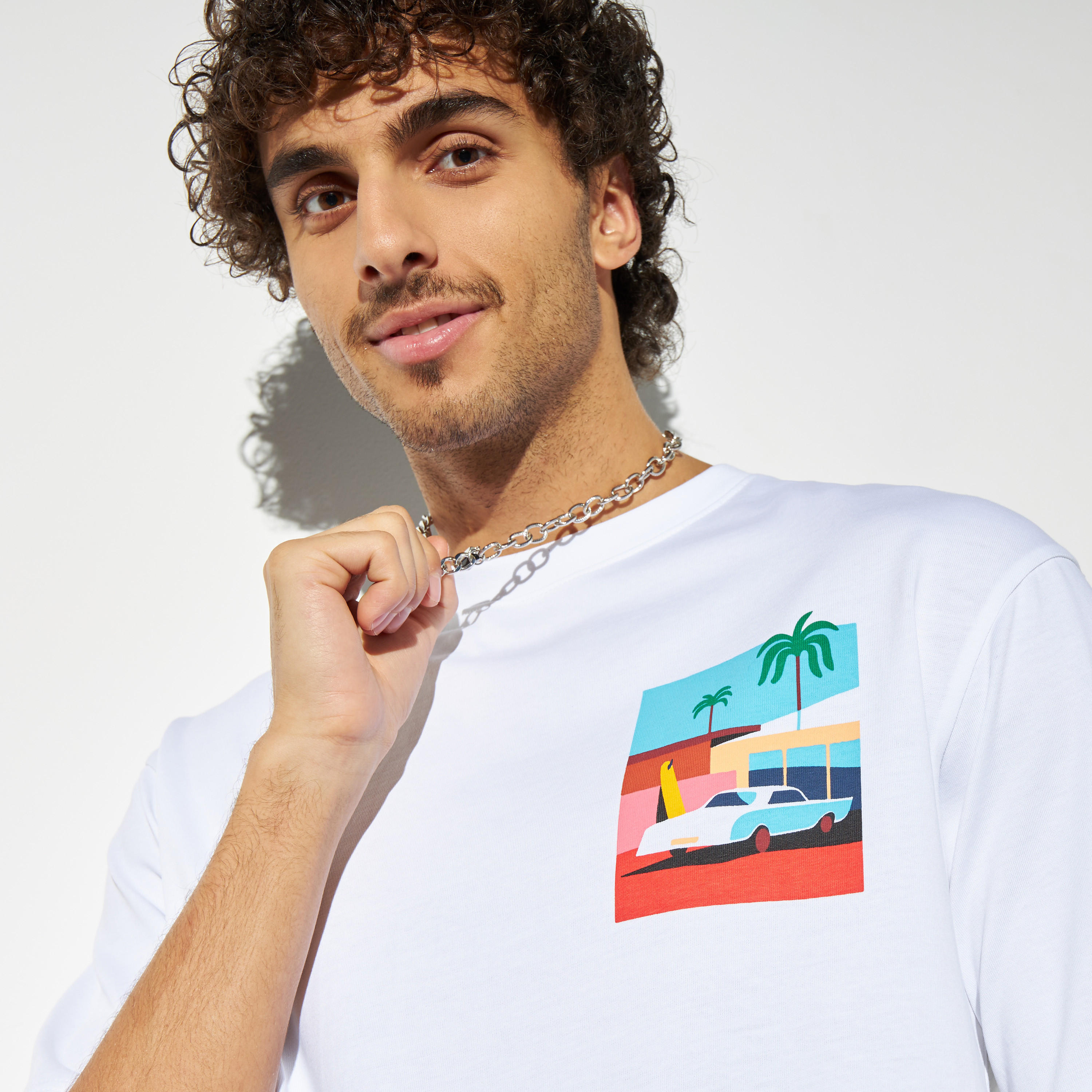 تيشيرت بياقة مستديرة وأكمام قصيرة وطبعات-men-clothing-tshirtsandpolos-tshirts-image-3