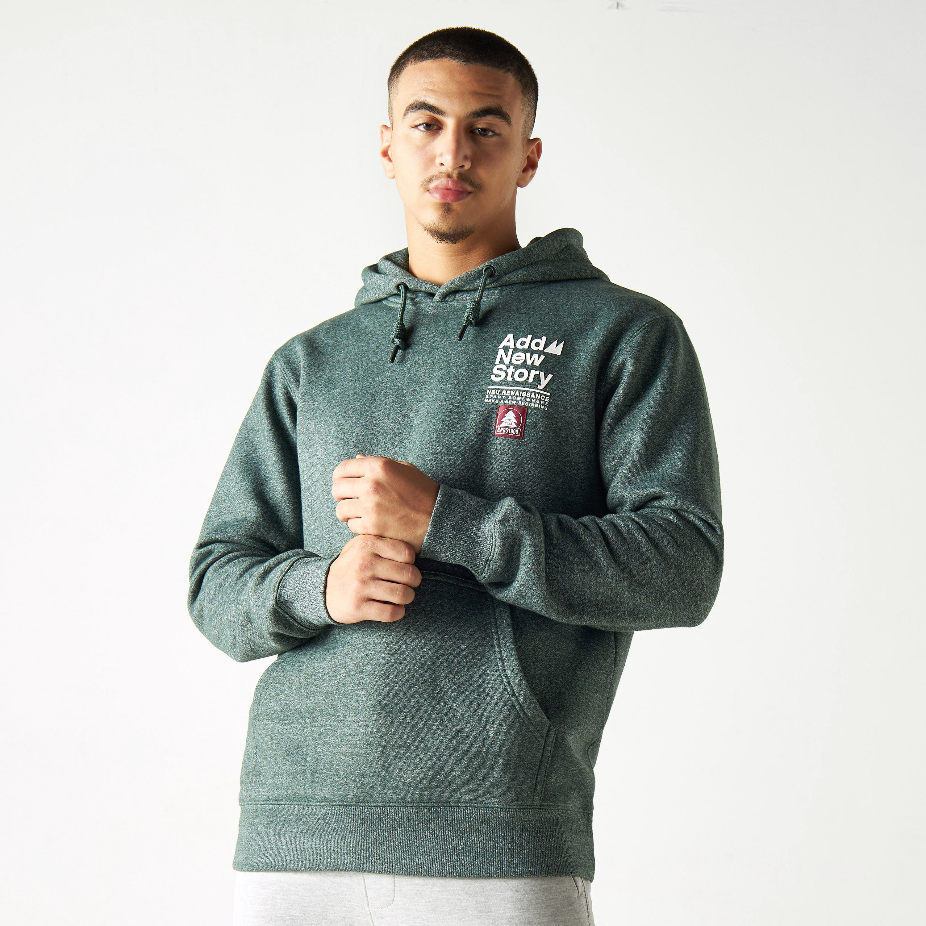 هودي بجيب كنغر وجيب وطبعات-men-winterwear-hoodiesandsweatshirts-image-1