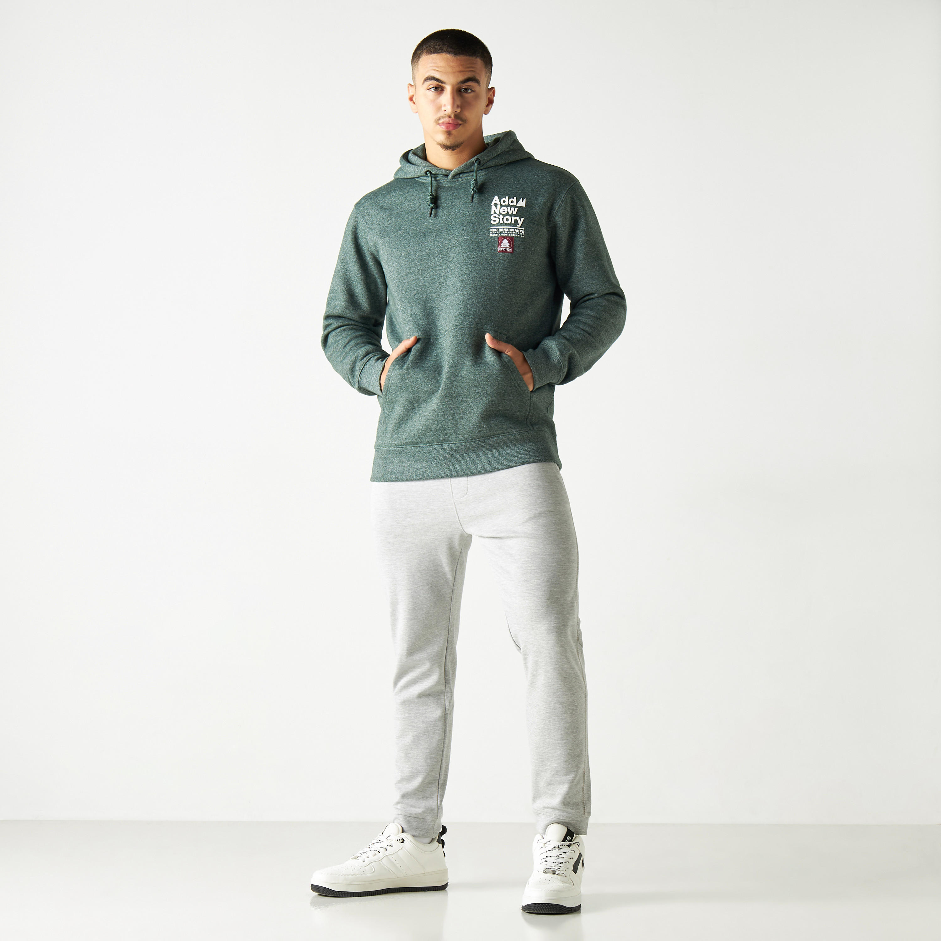 هودي بجيب كنغر وجيب وطبعات-men-winterwear-hoodiesandsweatshirts-image-2