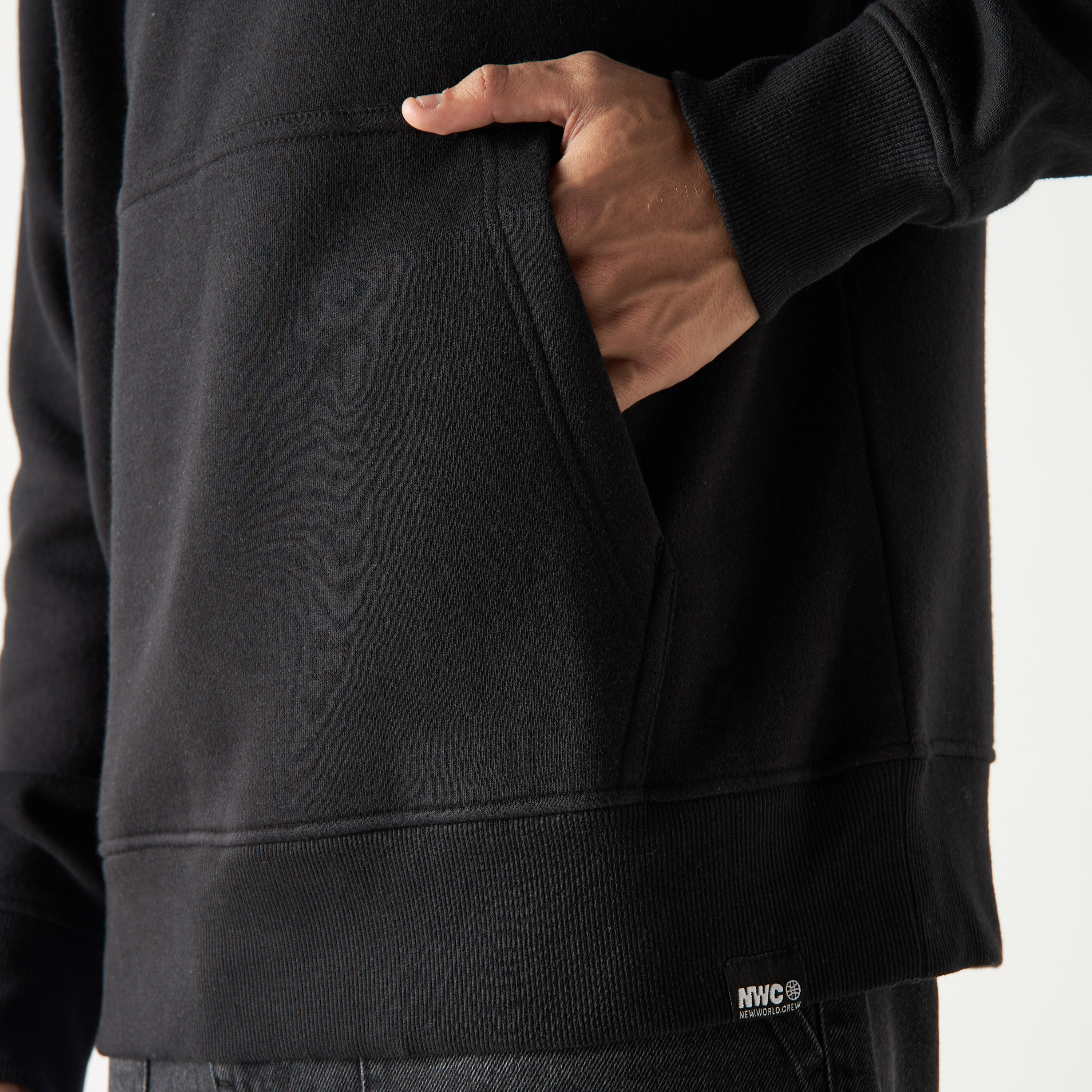هودي فضفاض بأكمام بأكتاف منسدلة وجيب كنغر-men-winterwear-hoodiesandsweatshirts-image-5