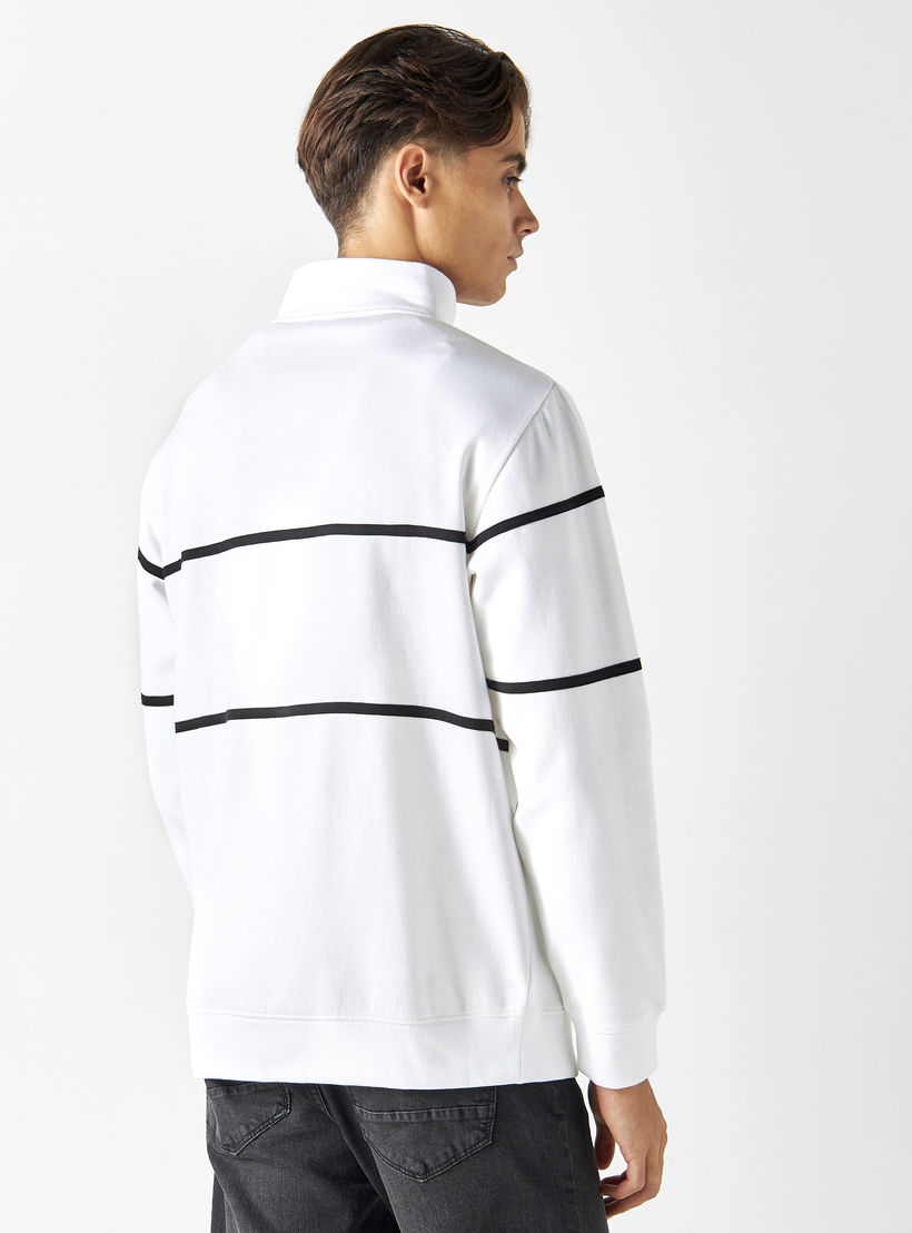 سويت شيرت بياقة عالية وطبعات وأكمام طويلة وسحاب للإغلاق-men-winterwear-hoodiesandsweatshirts-image-3