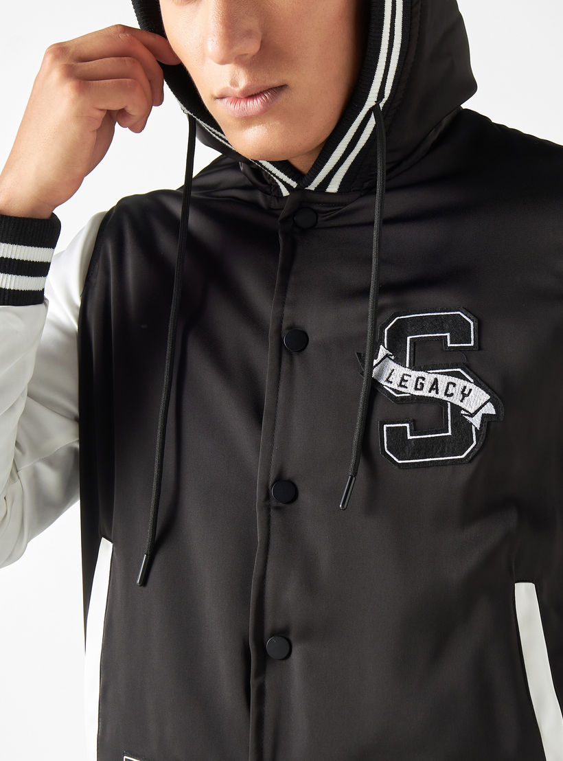 جاكيت فارستي مطرّز بأكمام طويلة وقبّعة-men-clothing-jacketsandblazers-jackets-image-4