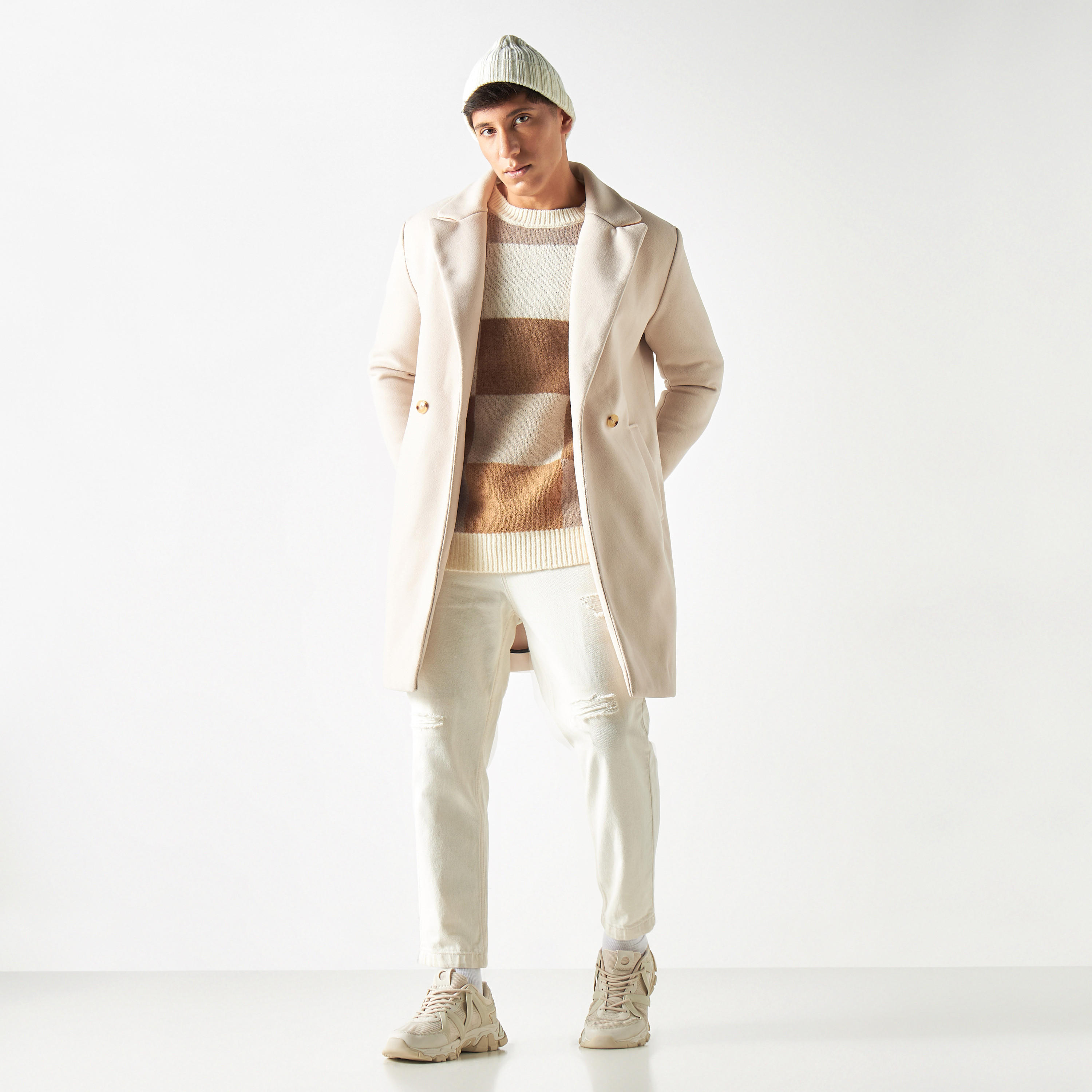 بليزر طويل بجيوب وياقة مطوية-men-clothing-jacketsandblazers-jackets-image-4