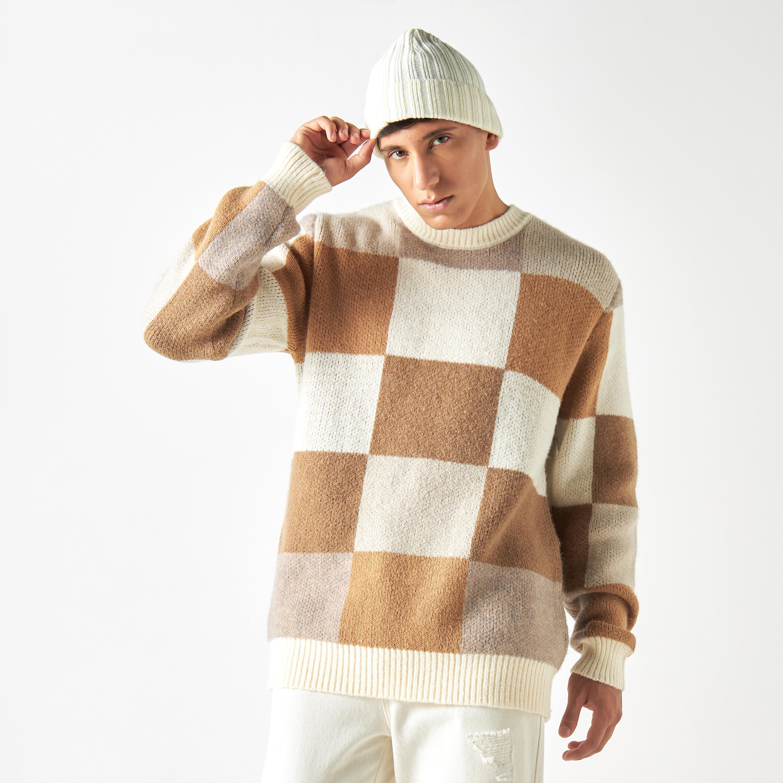 كنزة كاروهات بأكمام طويلة وياقة ضيقة-men-clothing-sweatersandpullovers-image-4