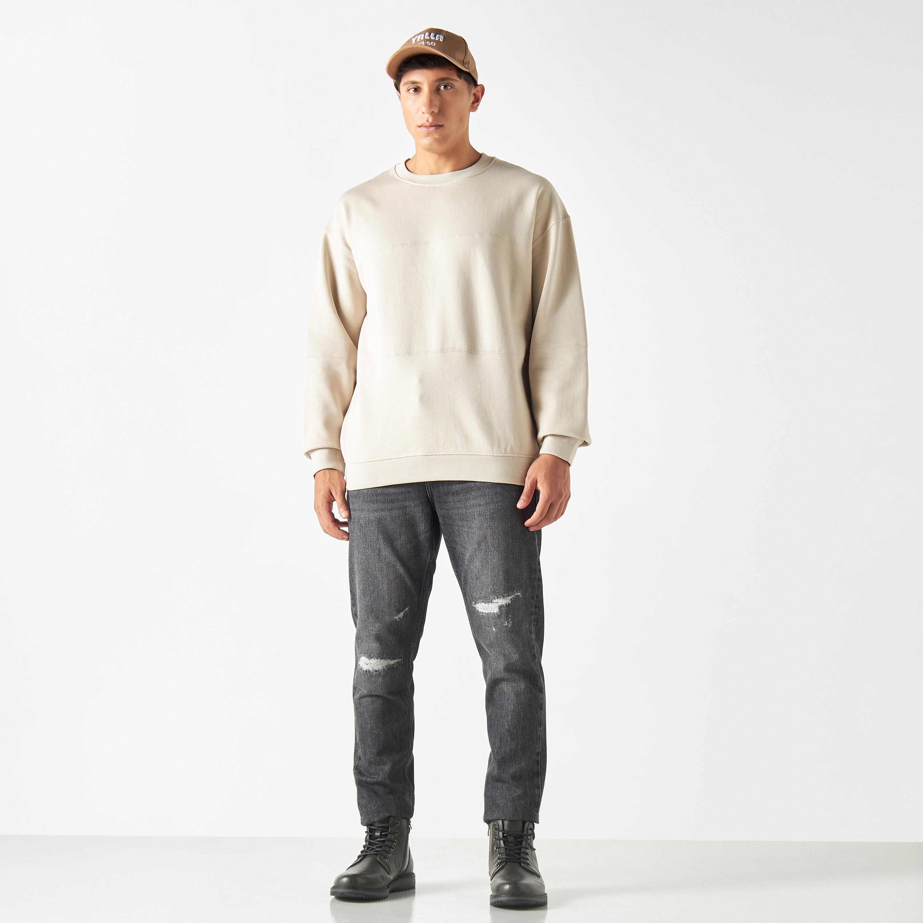 سويت شيرت بياقة ضيقة وأكمام طويلة-men-winterwear-hoodiesandsweatshirts-image-2