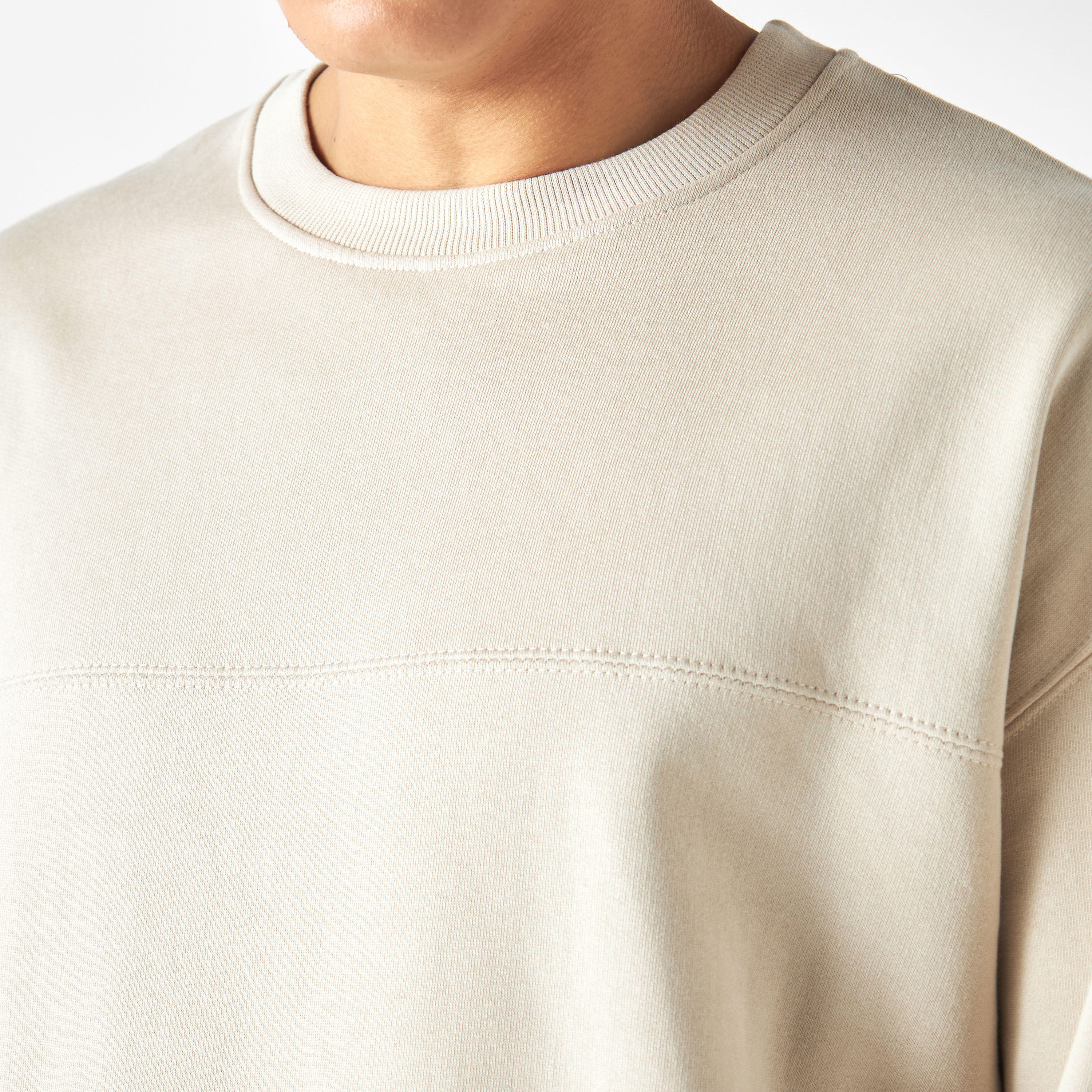 سويت شيرت بياقة ضيقة وأكمام طويلة-men-winterwear-hoodiesandsweatshirts-image-4