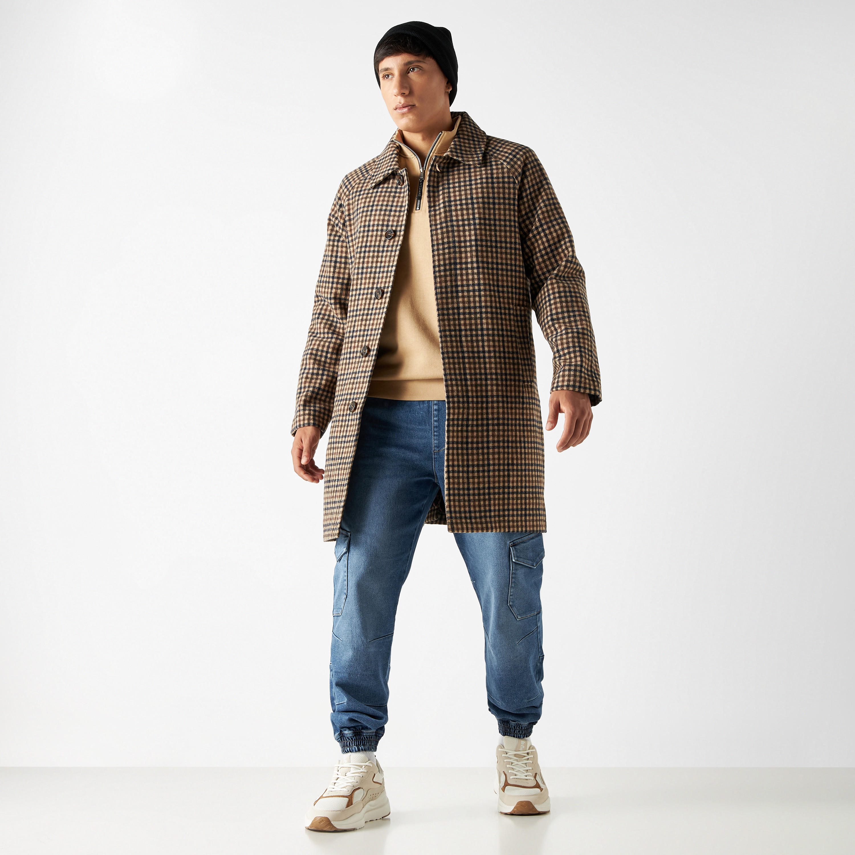 بنطلون رياضي دنيم سادة برباط إغلاق وجيوب-men-clothing-bottoms-joggers-image-3
