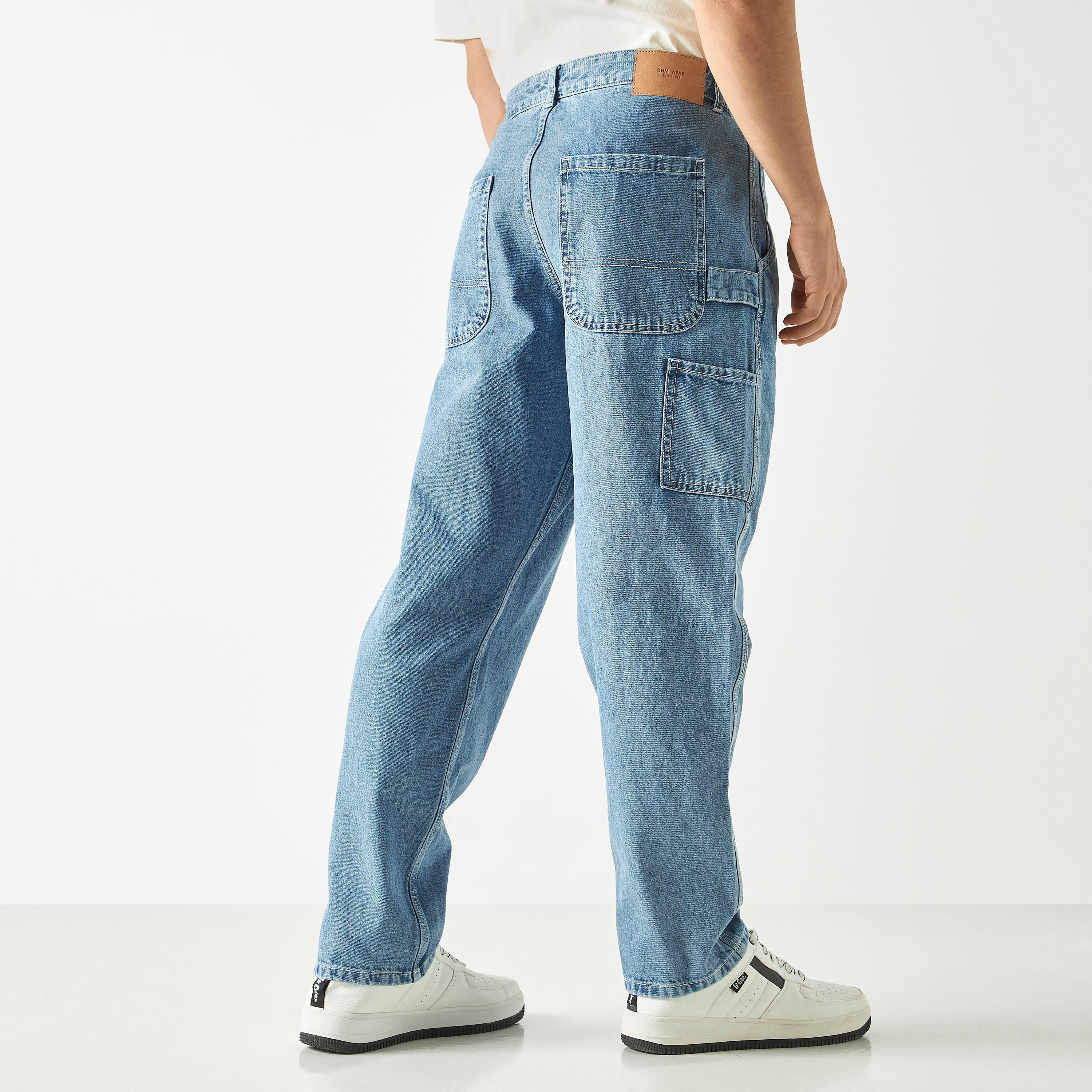 بنطلون جينز سادة بجيوب وزر إغلاق من ستارتر-men-clothing-bottoms-jeans-image-2