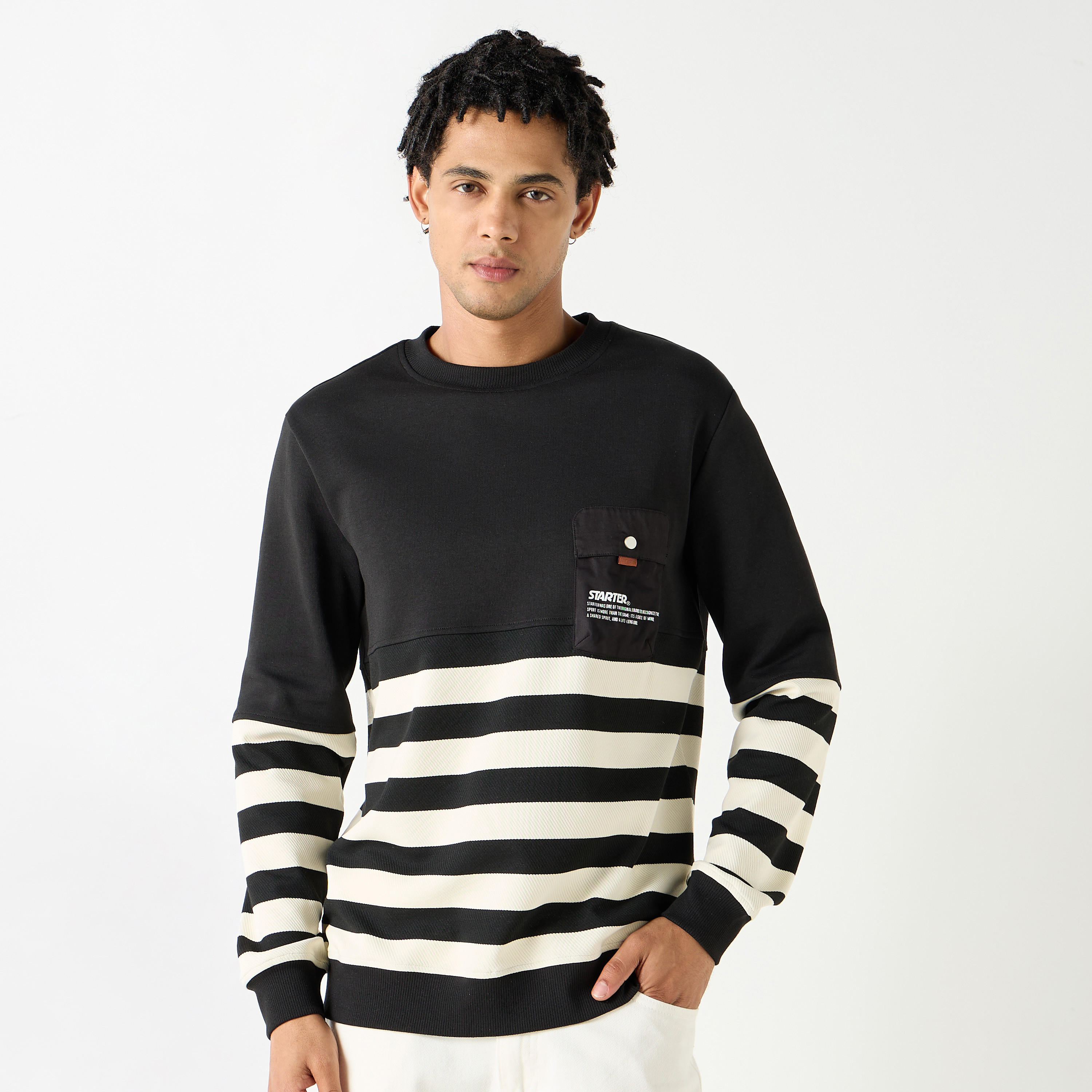 سويت شيرت مخطط بأكمام طويلة من ستارتر-men-winterwear-hoodiesandsweatshirts-image-1