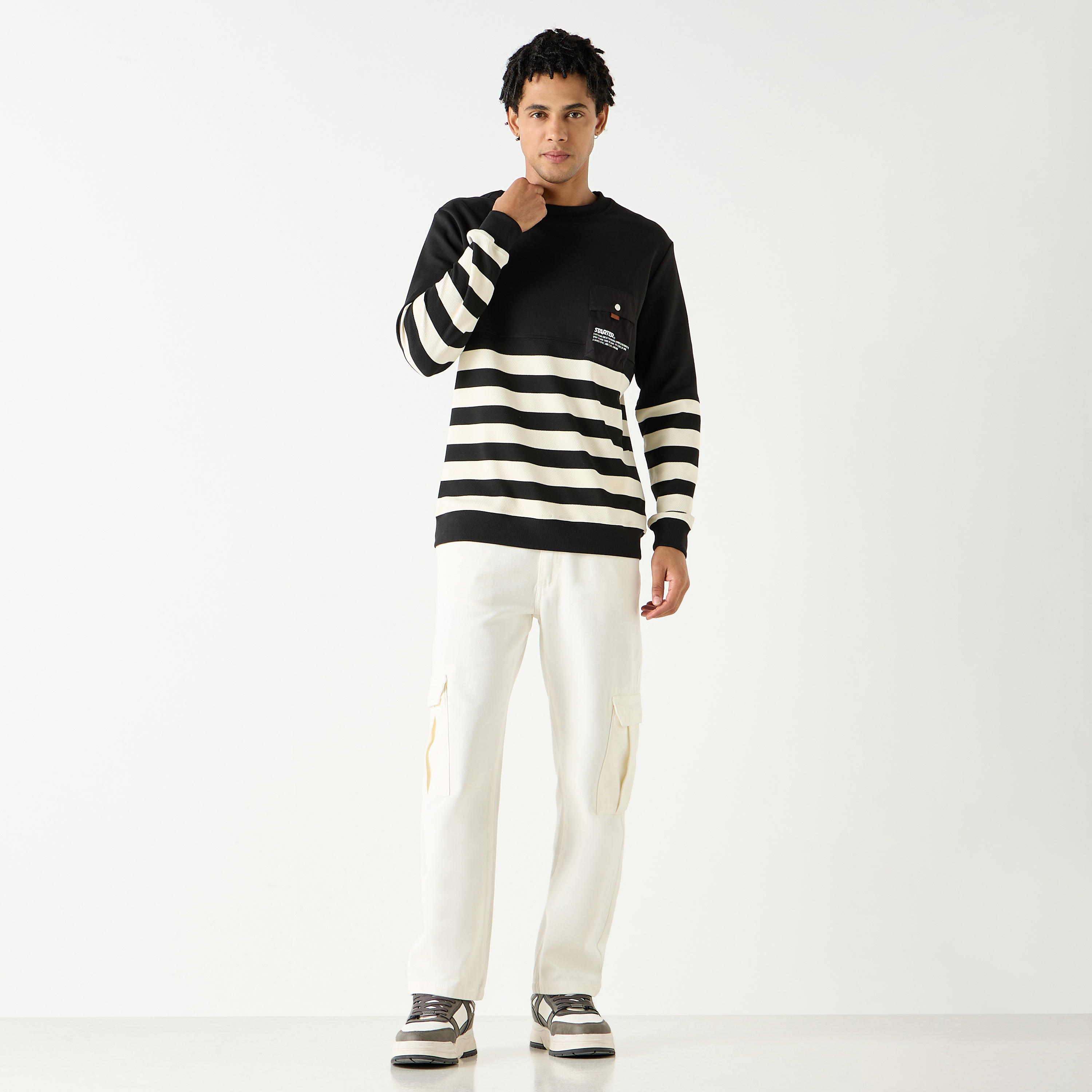 سويت شيرت مخطط بأكمام طويلة من ستارتر-men-winterwear-hoodiesandsweatshirts-image-2