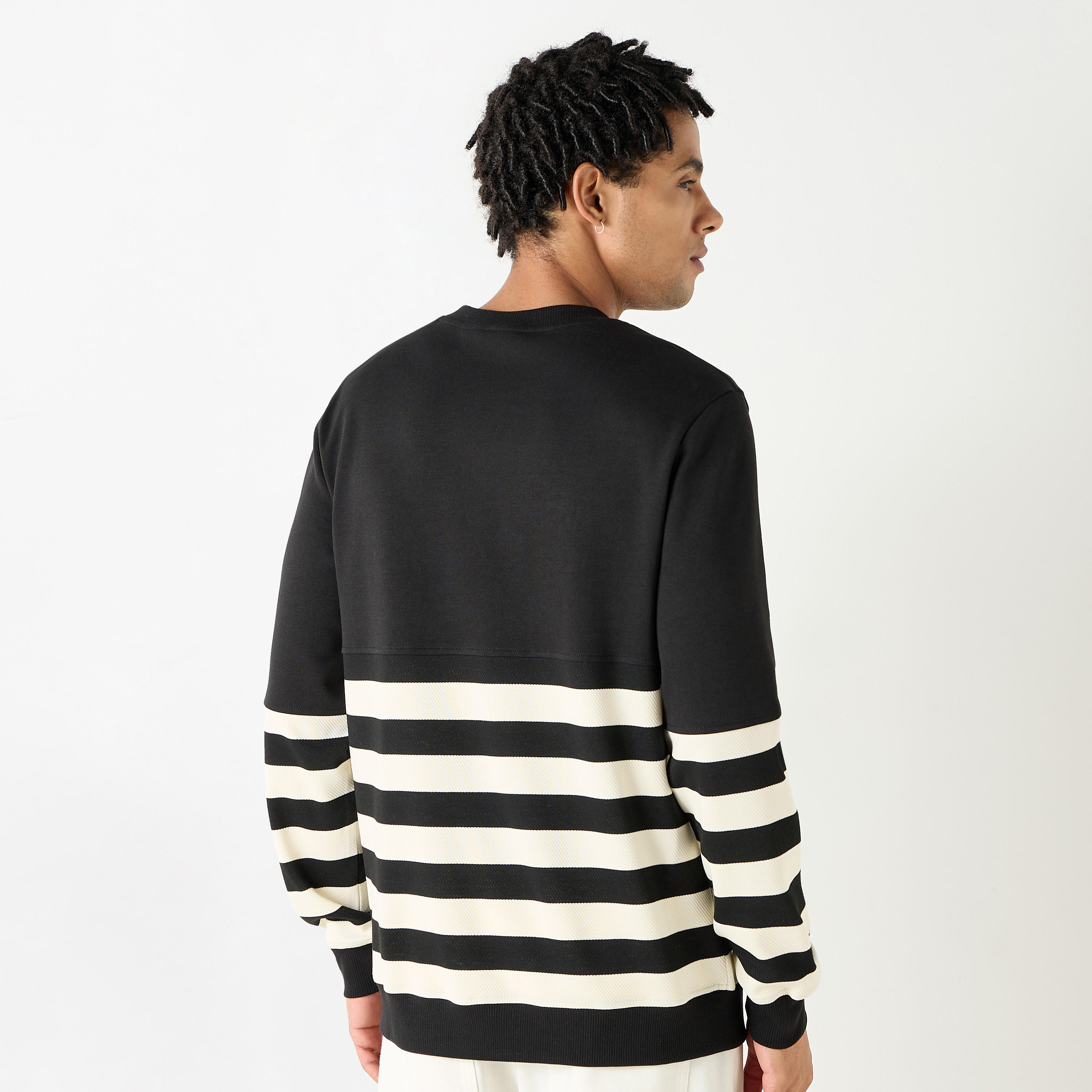 سويت شيرت مخطط بأكمام طويلة من ستارتر-men-winterwear-hoodiesandsweatshirts-image-3