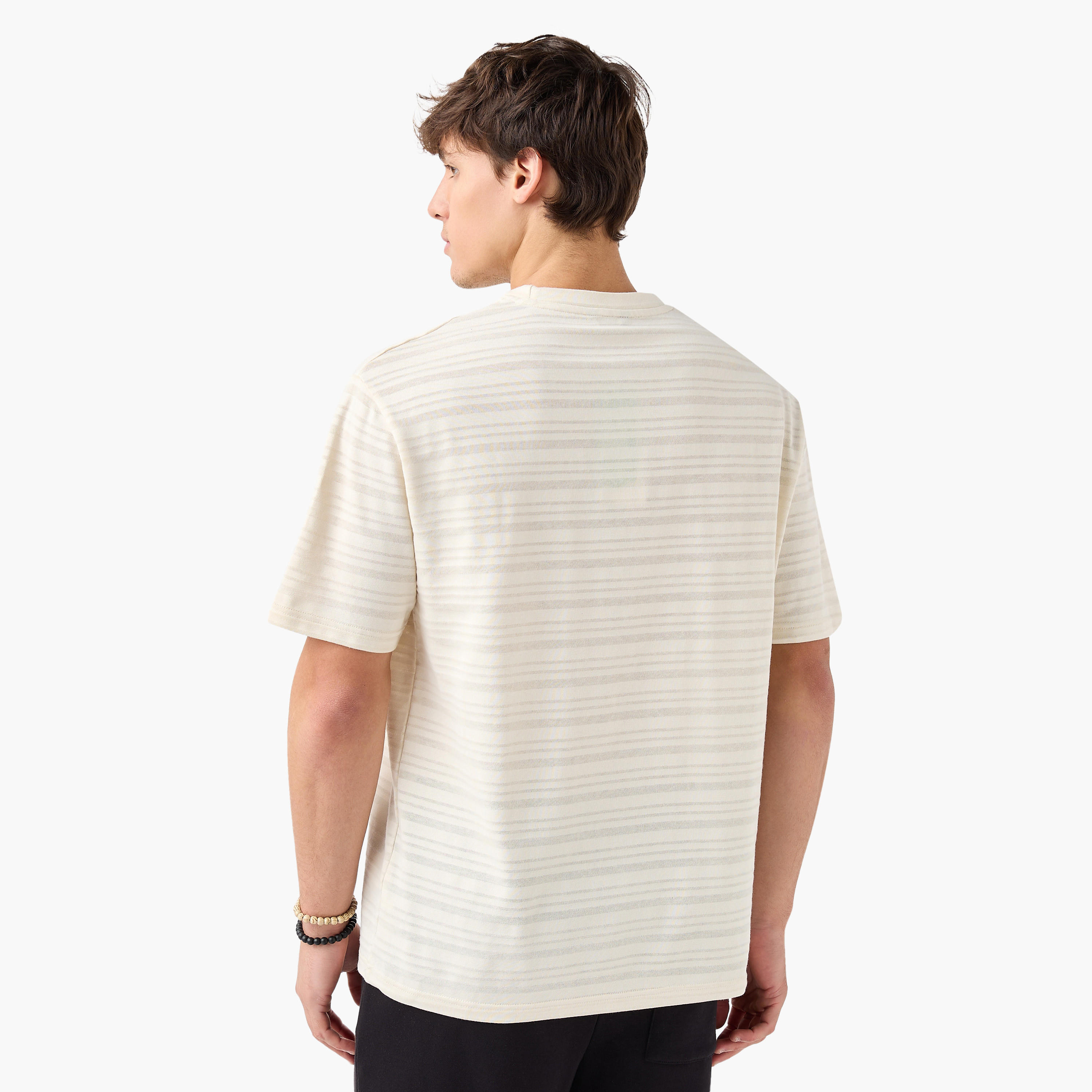 تيشيرت مخطط بياقة مستديرة وأكمام قصيرة-men-clothing-tshirtsandpolos-tshirts-image-3