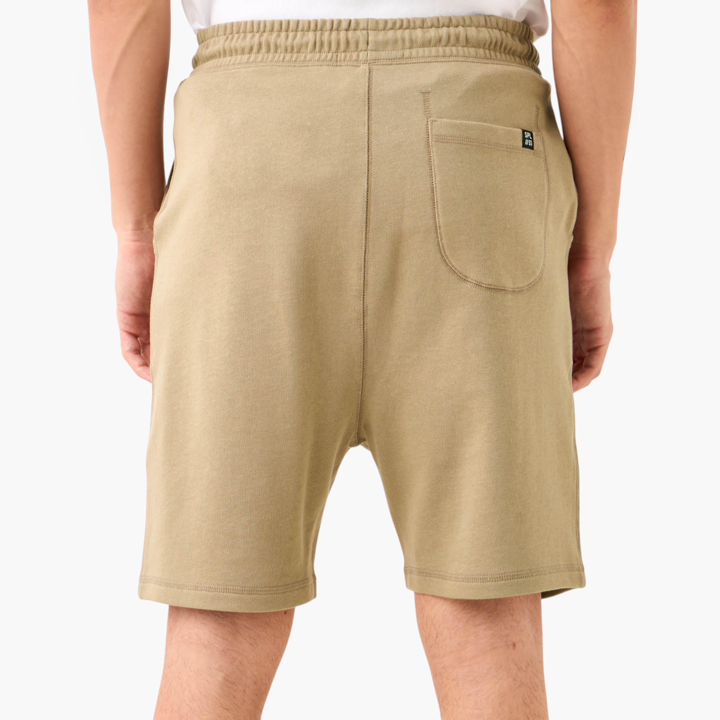 شورت بخصر مرن وجيوب-men-clothing-bottoms-shorts-image-3