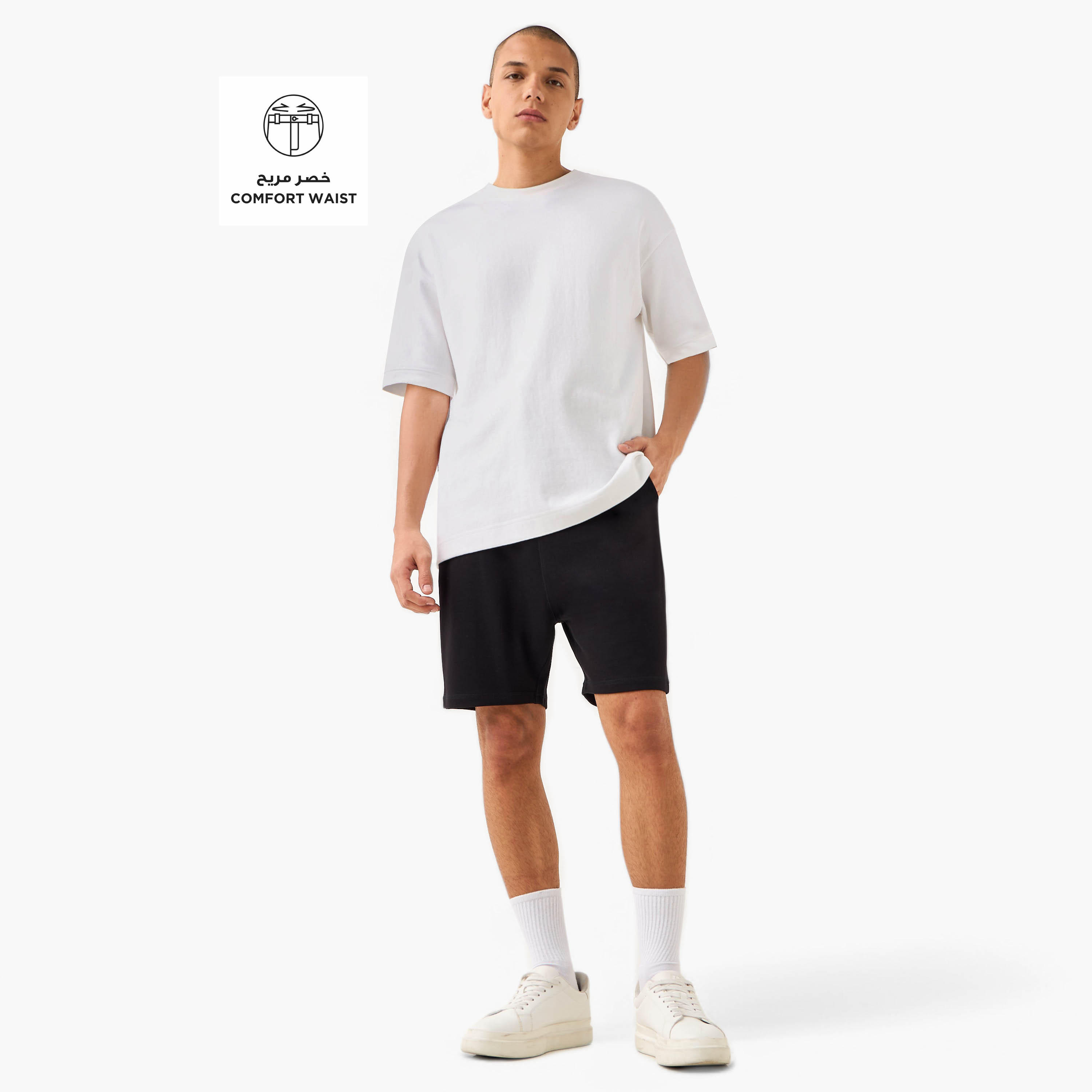 شورت بخصر مرن وجيوب-men-clothing-bottoms-shorts-image-4