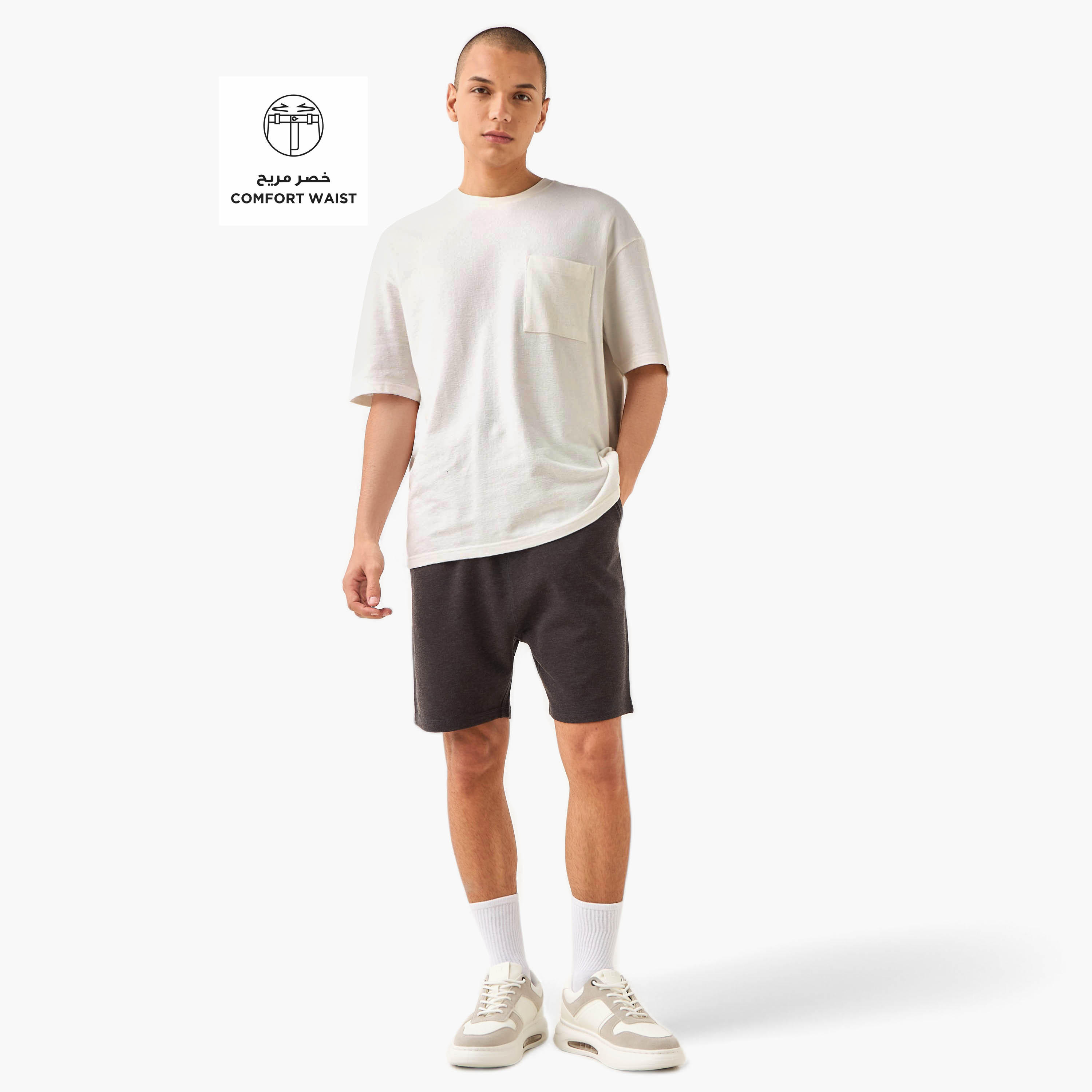 شورت بخصر مرن وجيوب-men-clothing-bottoms-shorts-image-2
