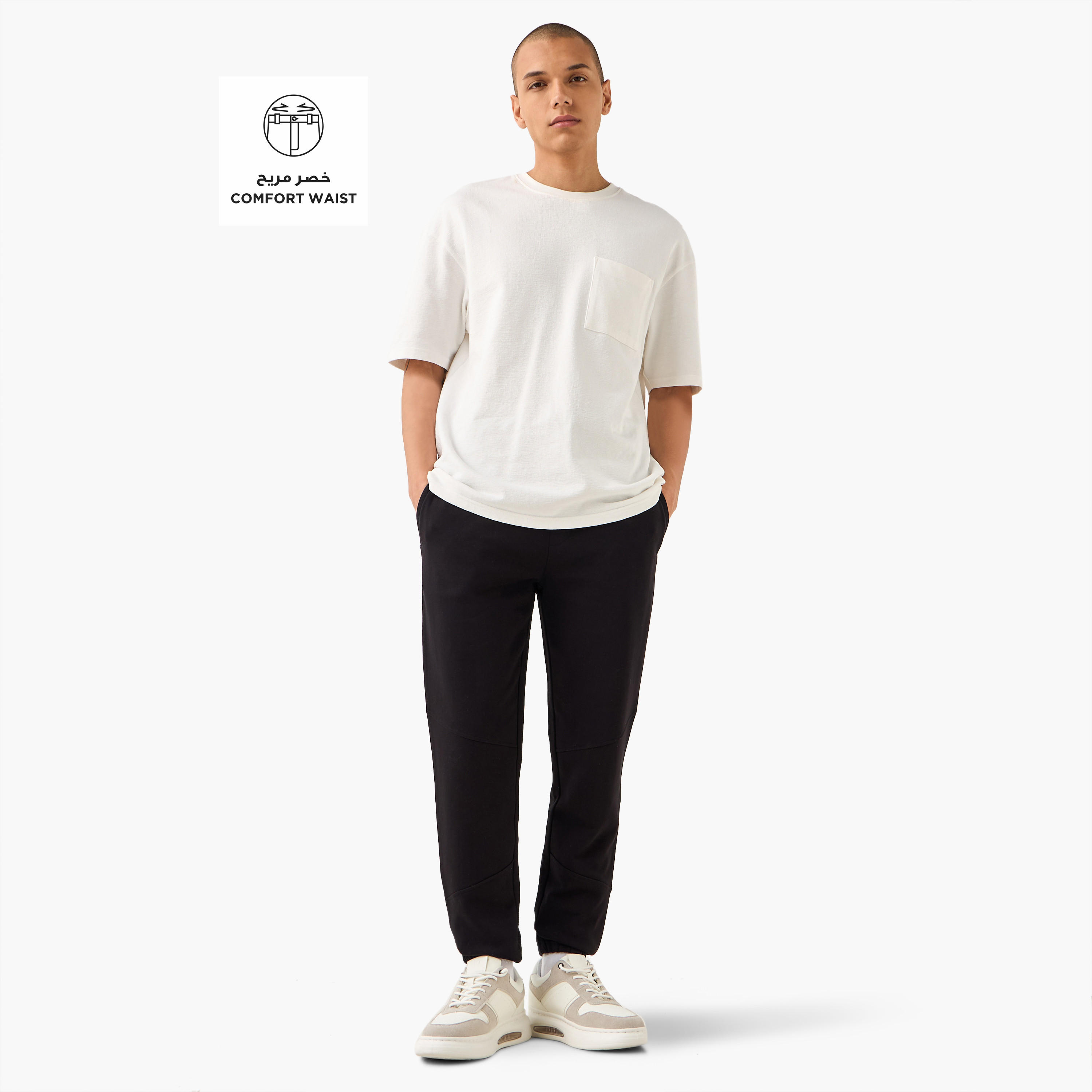 بنطلون رياضي بخصر مرن وتصميم بألواح وجيوب-men-clothing-bottoms-joggers-image-2