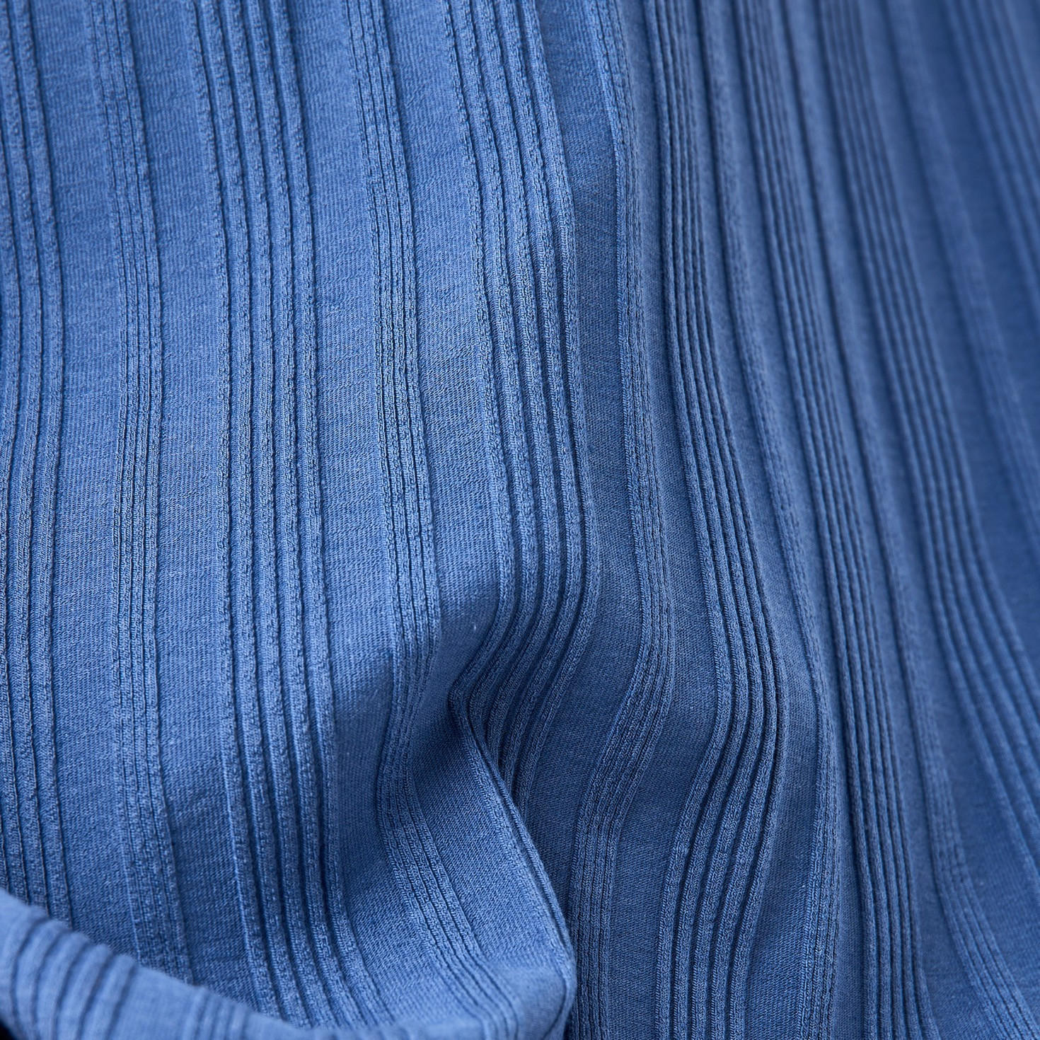 فيست بدون أكمام بارز الملمس-men-clothing-tshirtsandpolos-vests-image-1