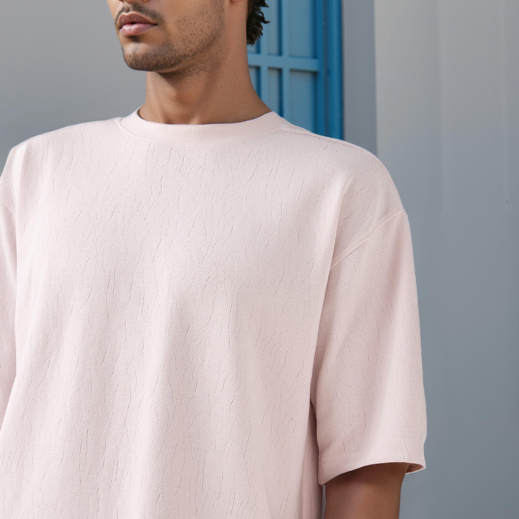 Textured T-shirt with Crew Neck-men-clothing-tshirtsandpolos-tshirts-image-4