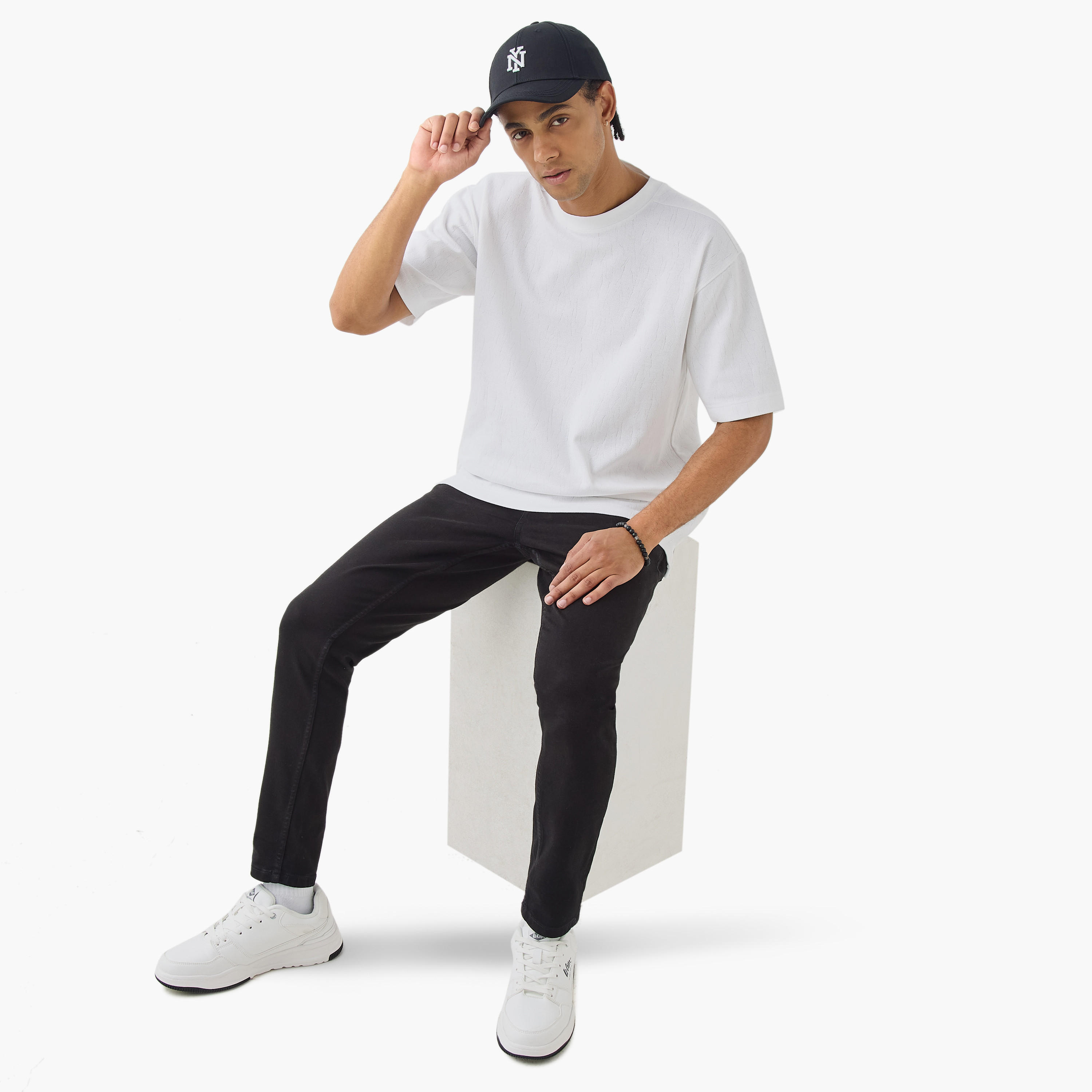 Textured T-shirt with Crew Neck-men-clothing-tshirtsandpolos-tshirts-image-2