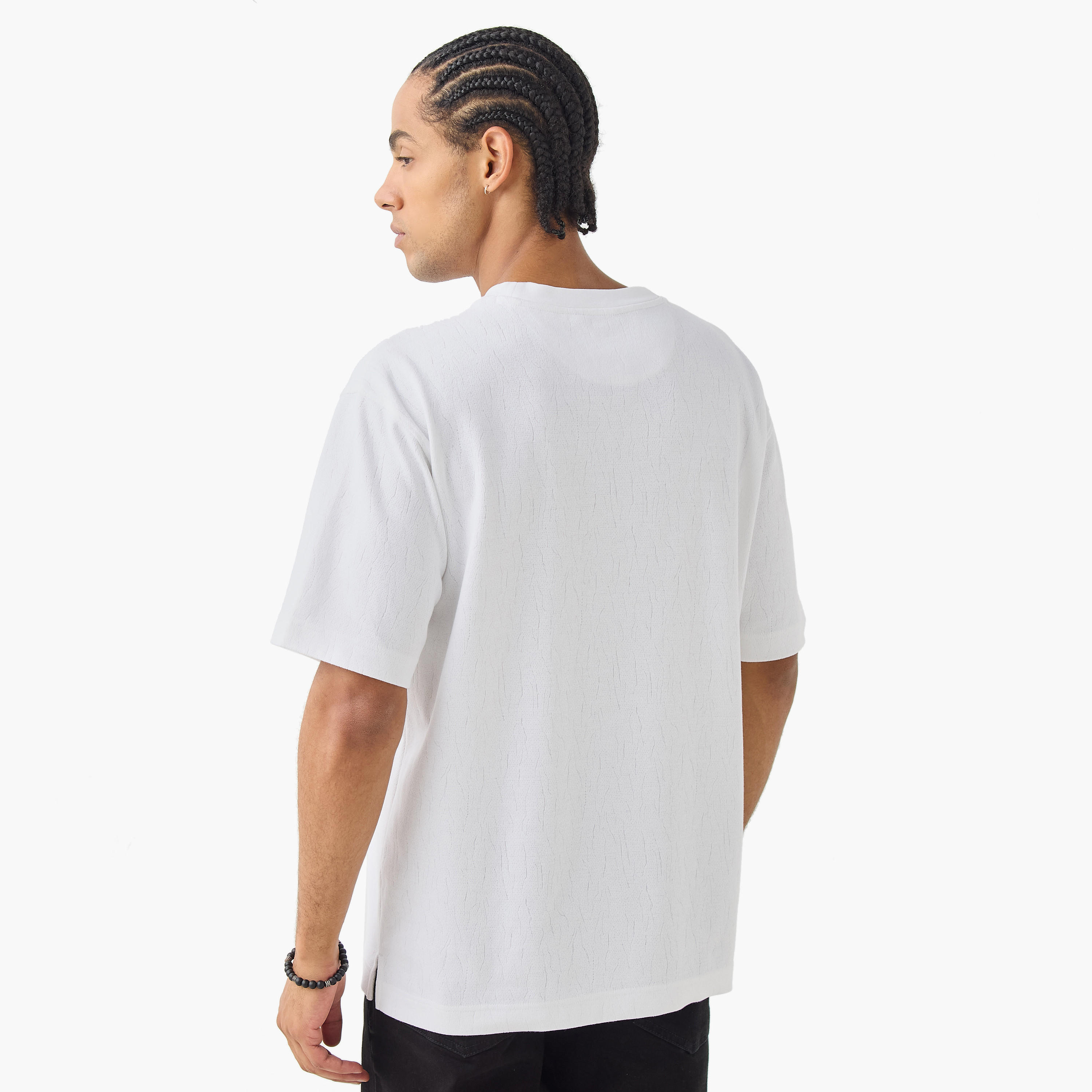 Textured T-shirt with Crew Neck-men-clothing-tshirtsandpolos-tshirts-image-3
