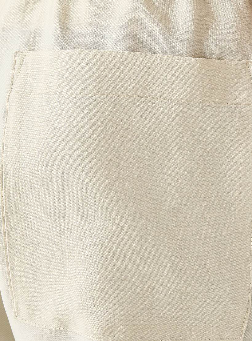 شورت بقصة عادية وخصر مرن بجيوب-men-clothing-bottoms-shorts-image-5